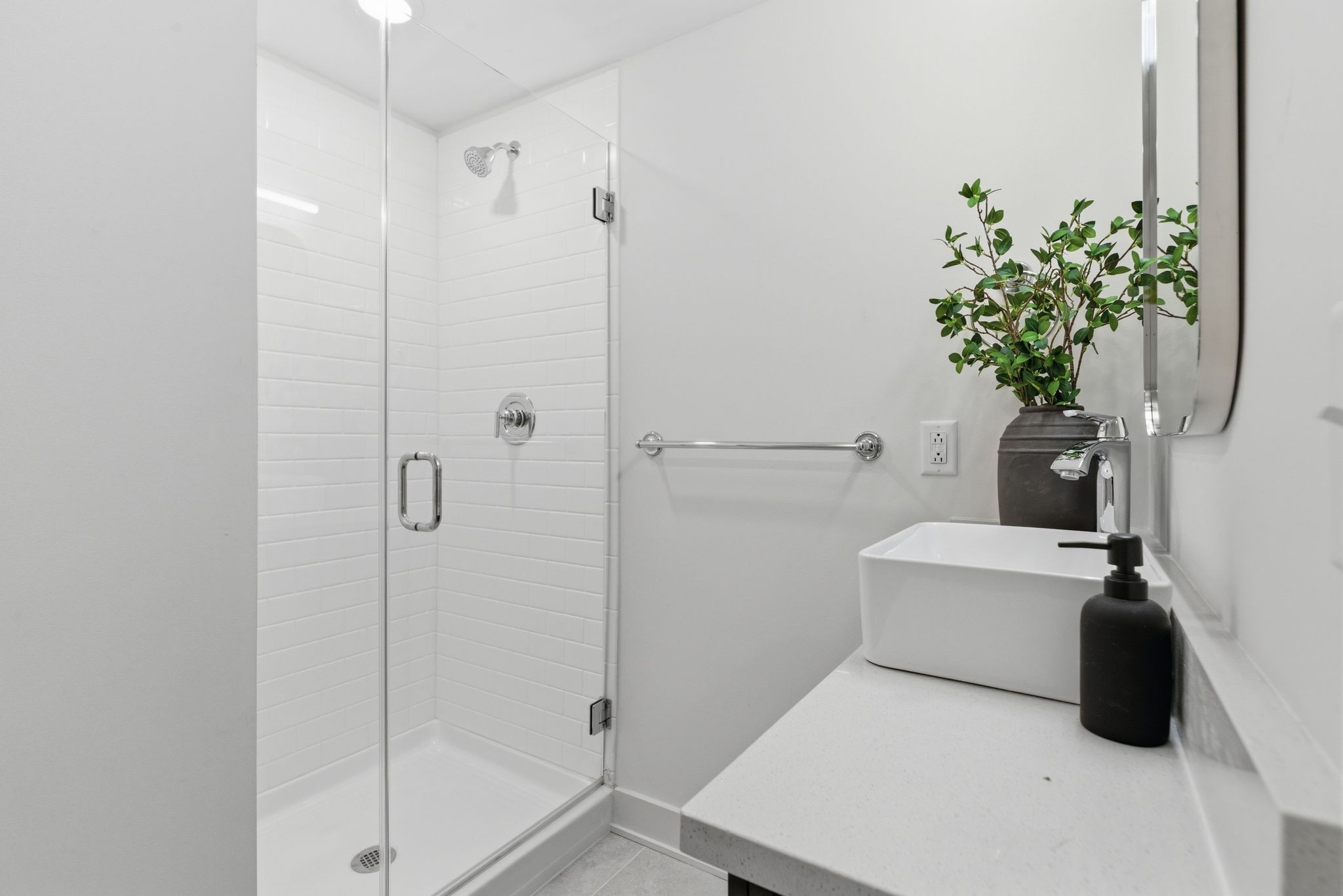 2140 Byrum Ave Unit: 315