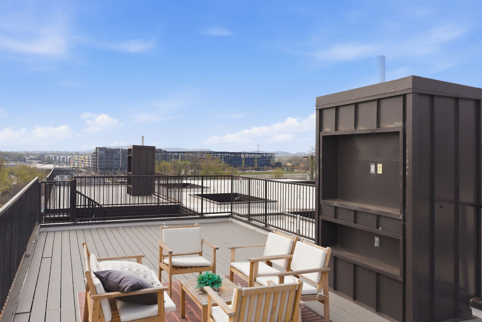 2140 Byrum Ave Unit: 315