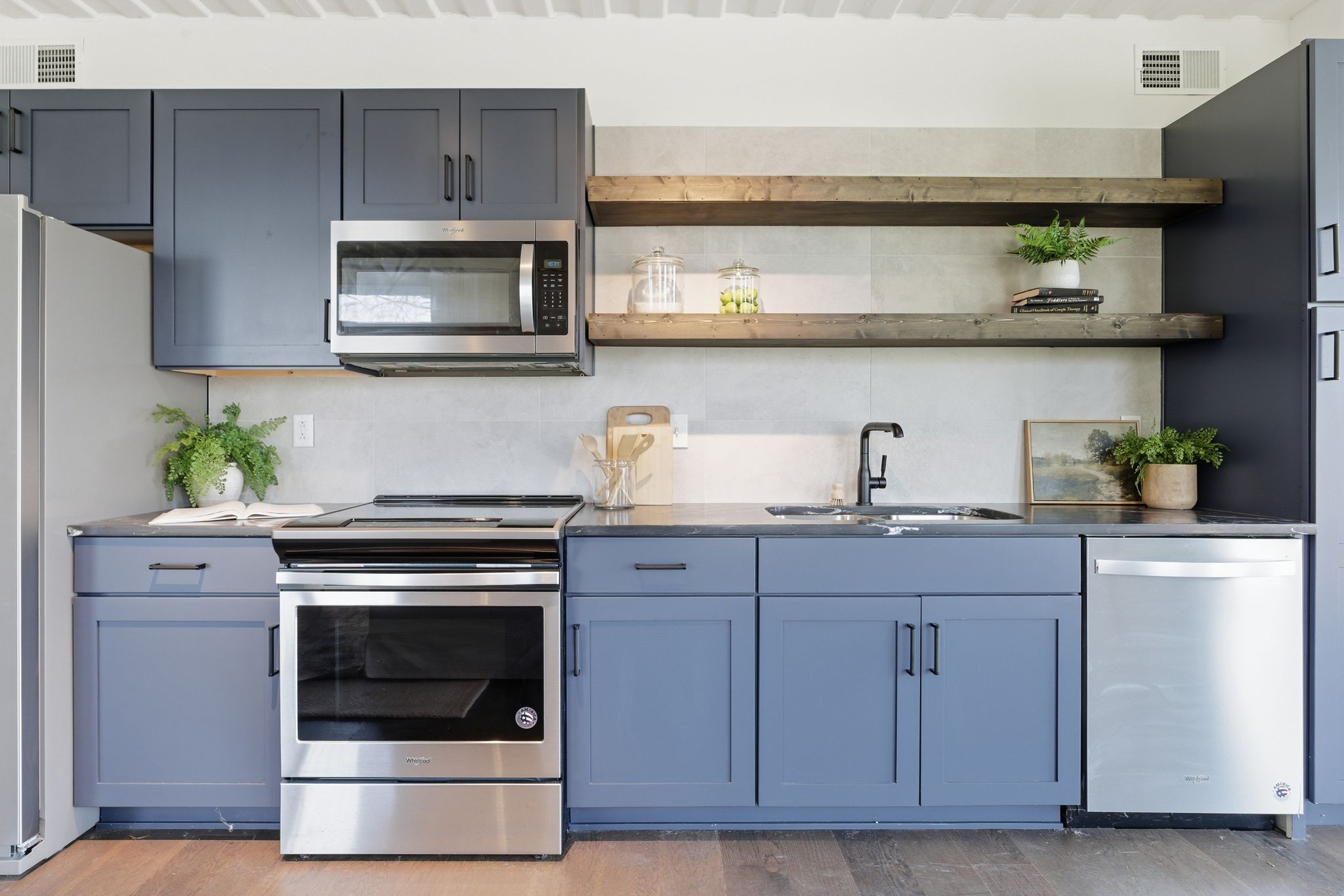 2140 Byrum Ave Unit: 115