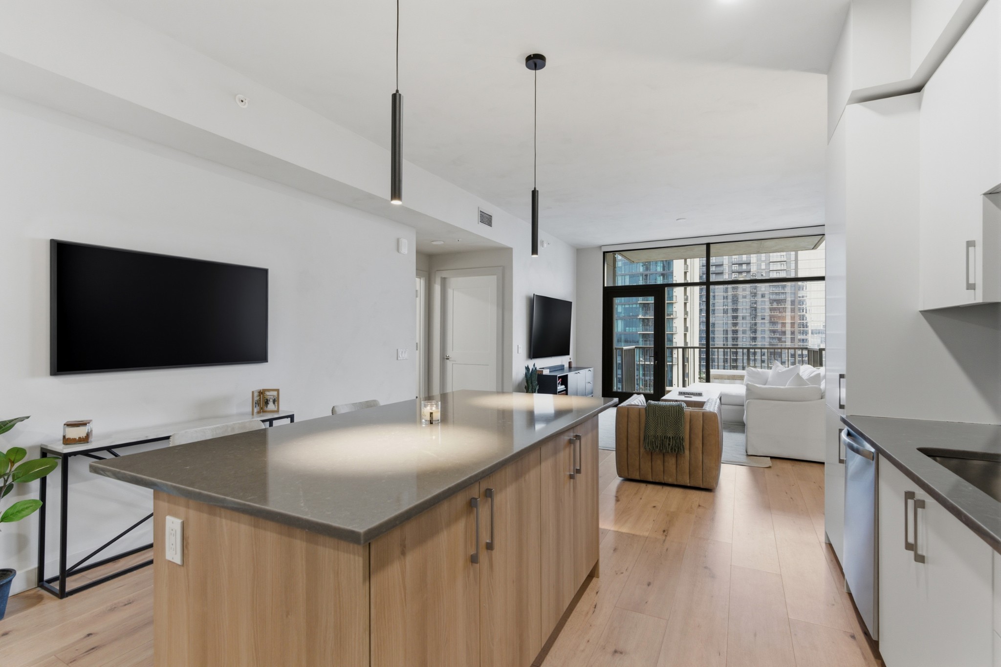 1212 Demonbreun St Unit: 1503