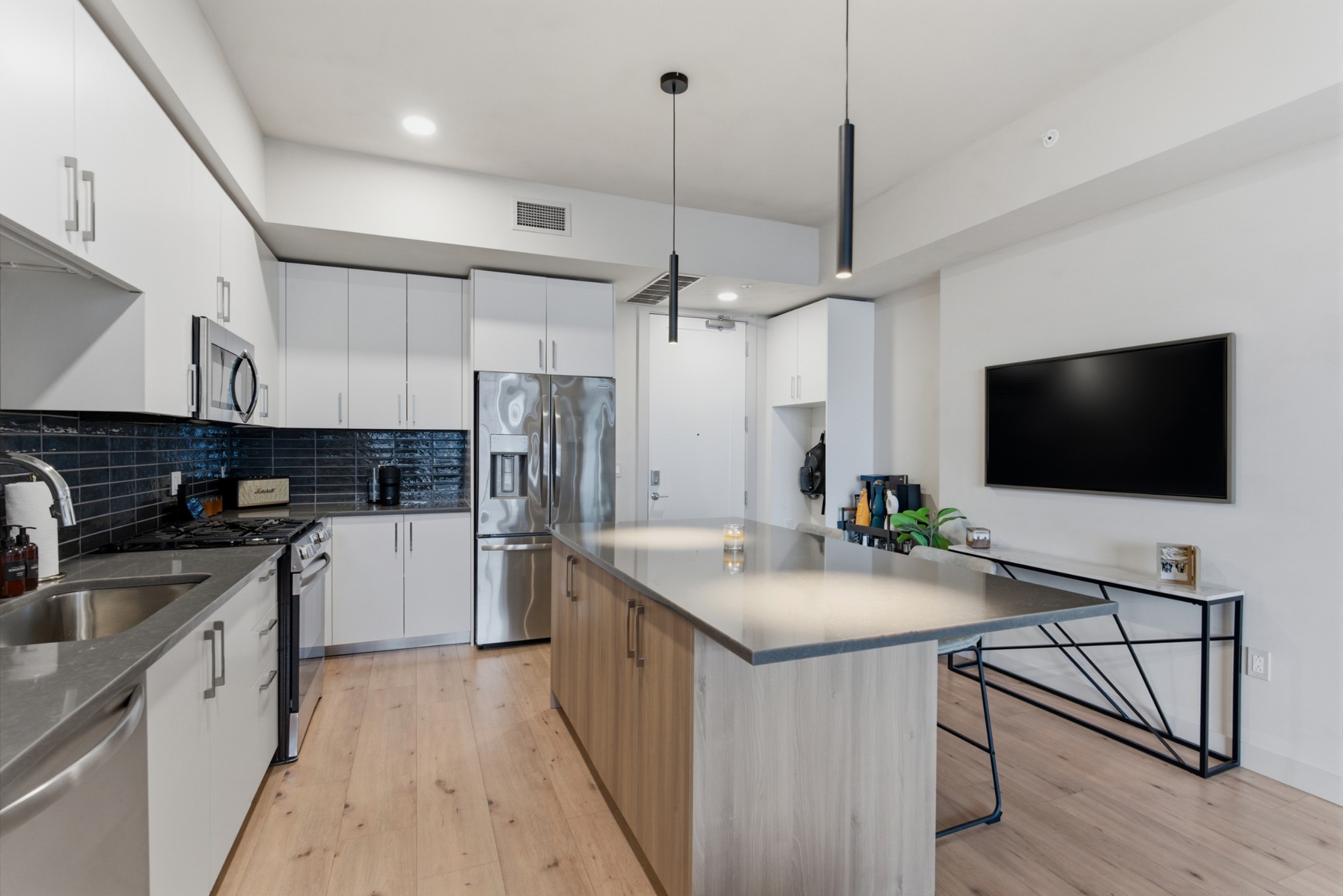 1212 Demonbreun St Unit: 1503