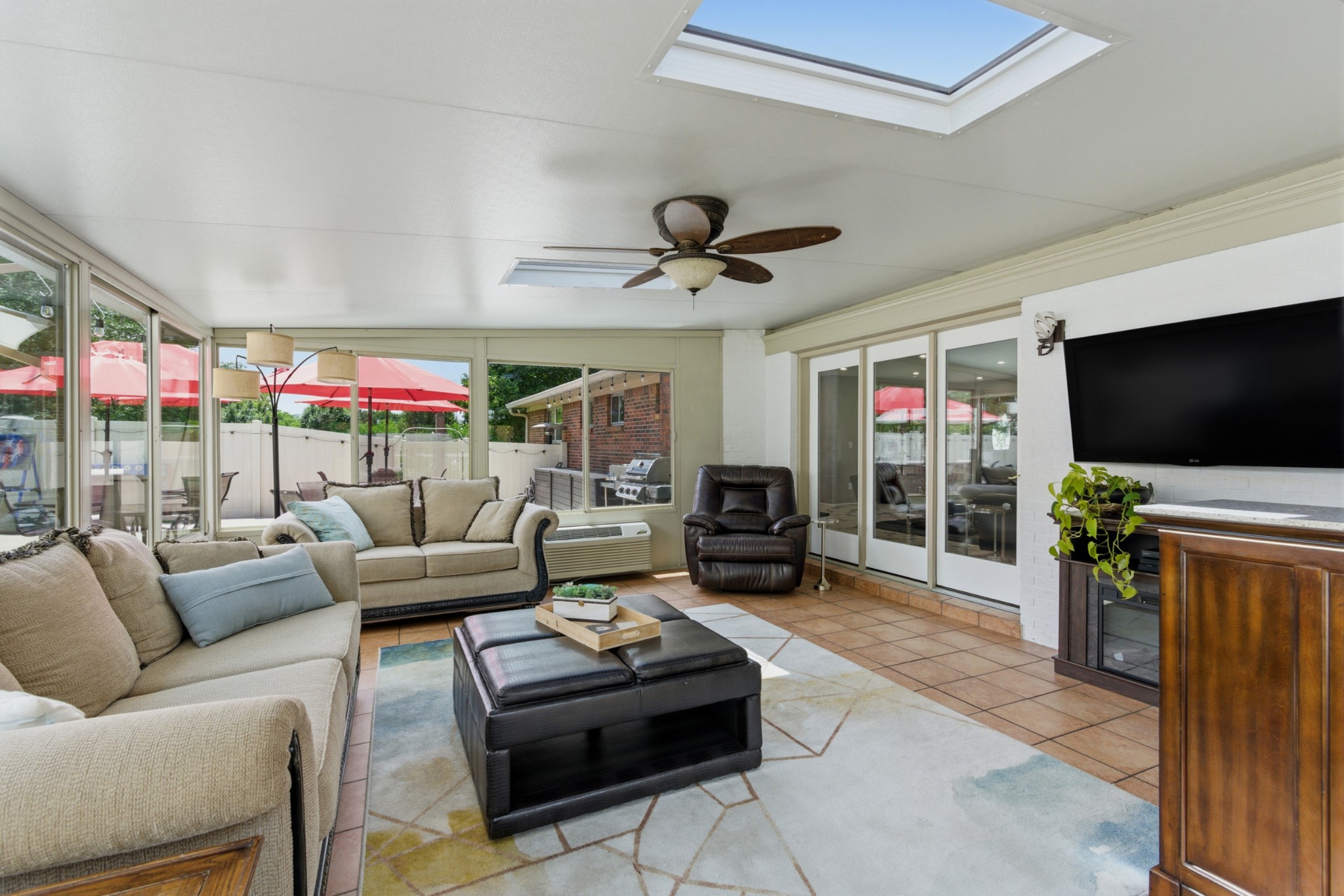 509 Mason Ln