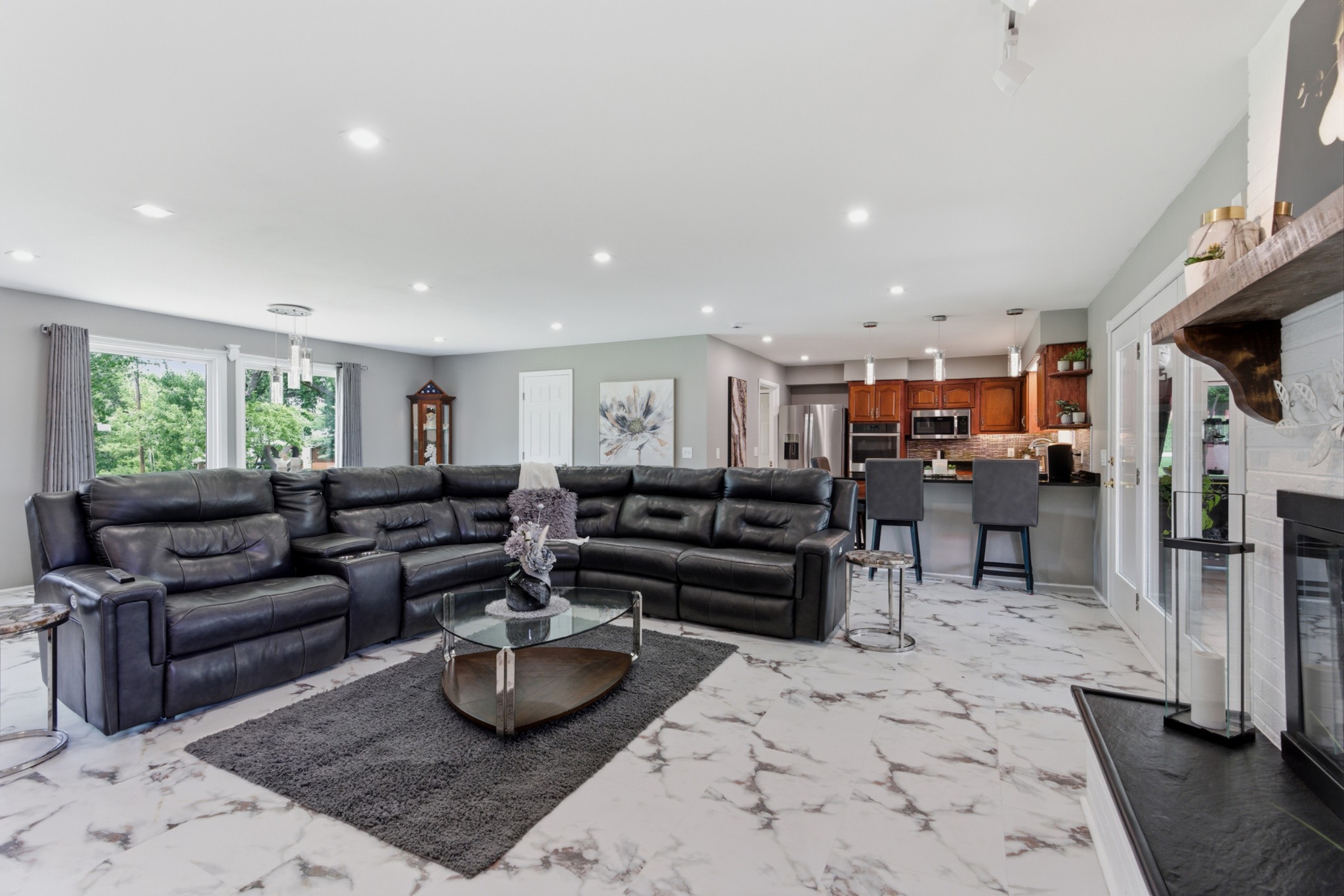 509 Mason Ln