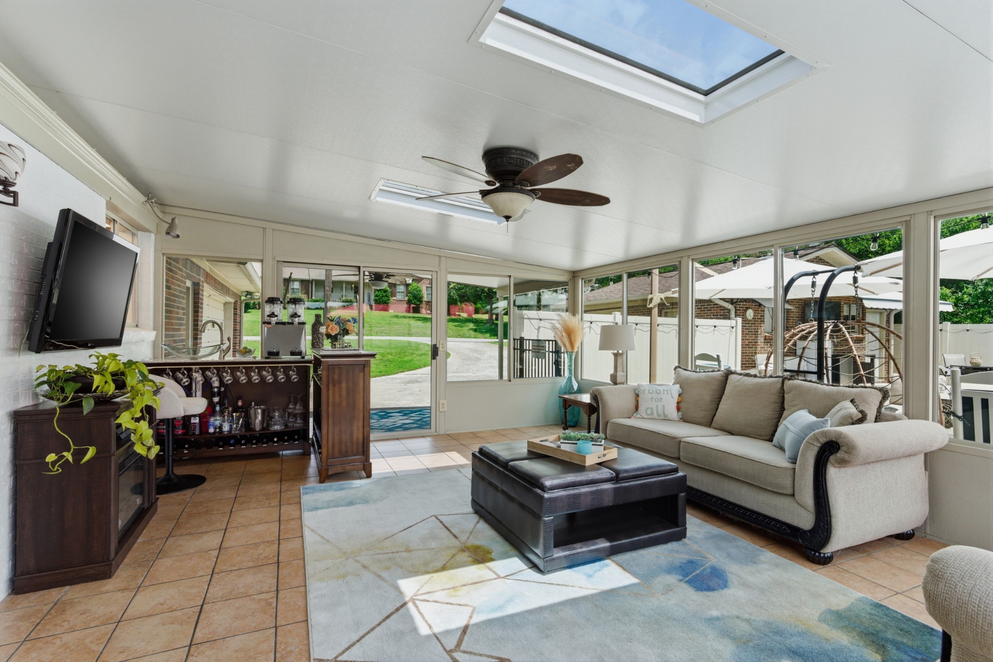 509 Mason Ln