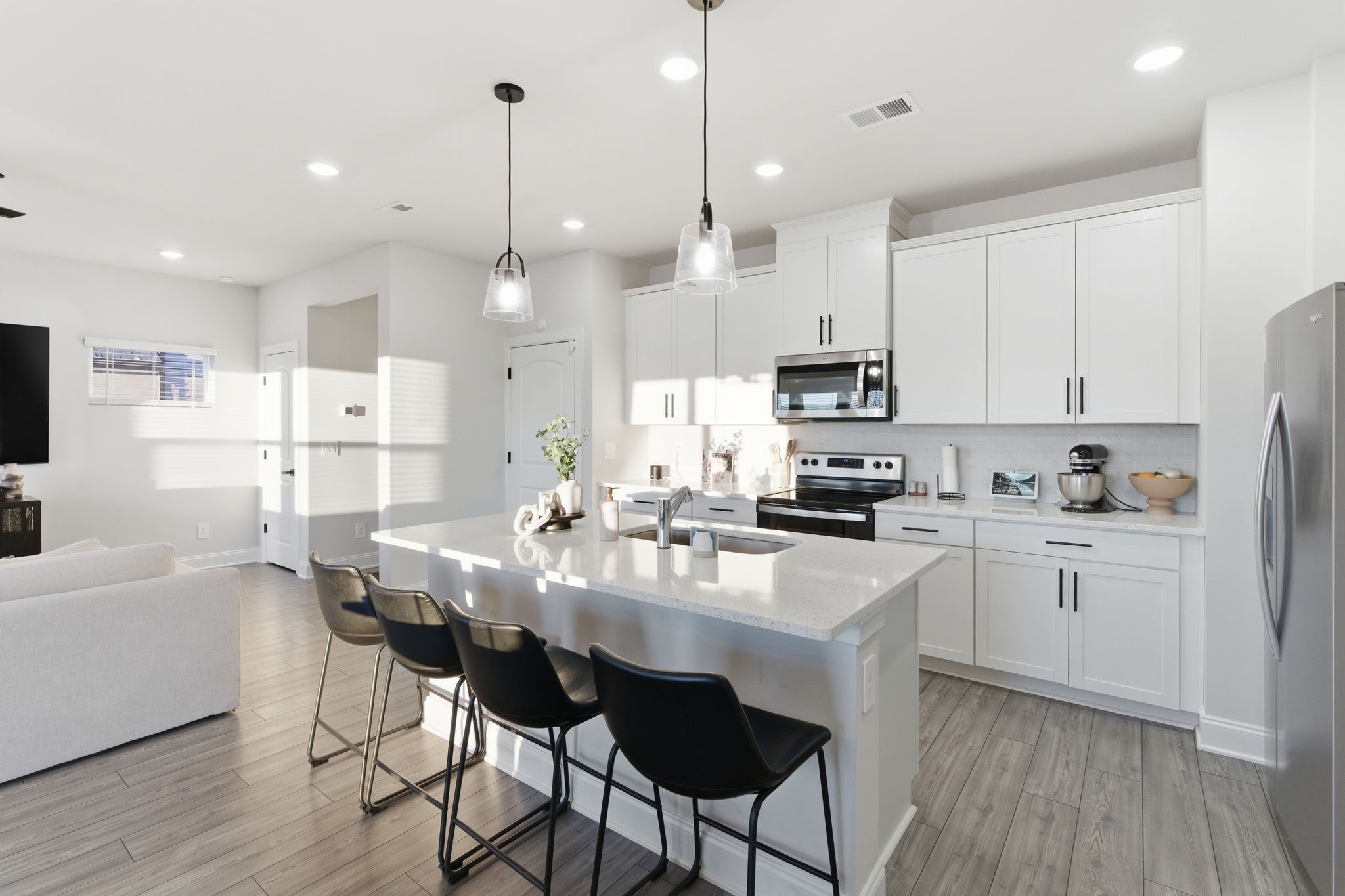 4432 Skyridge Dr
