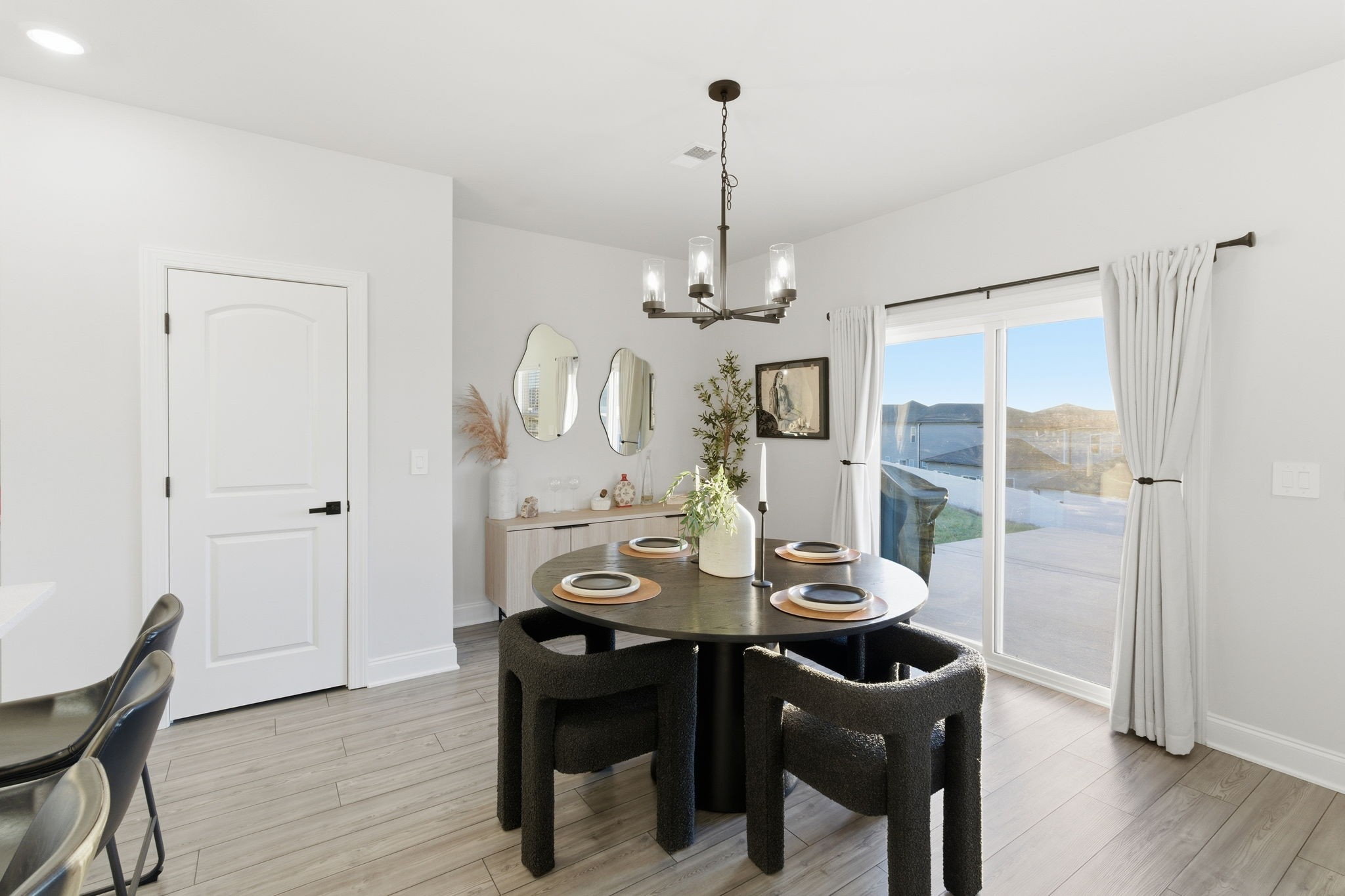 4432 Skyridge Dr