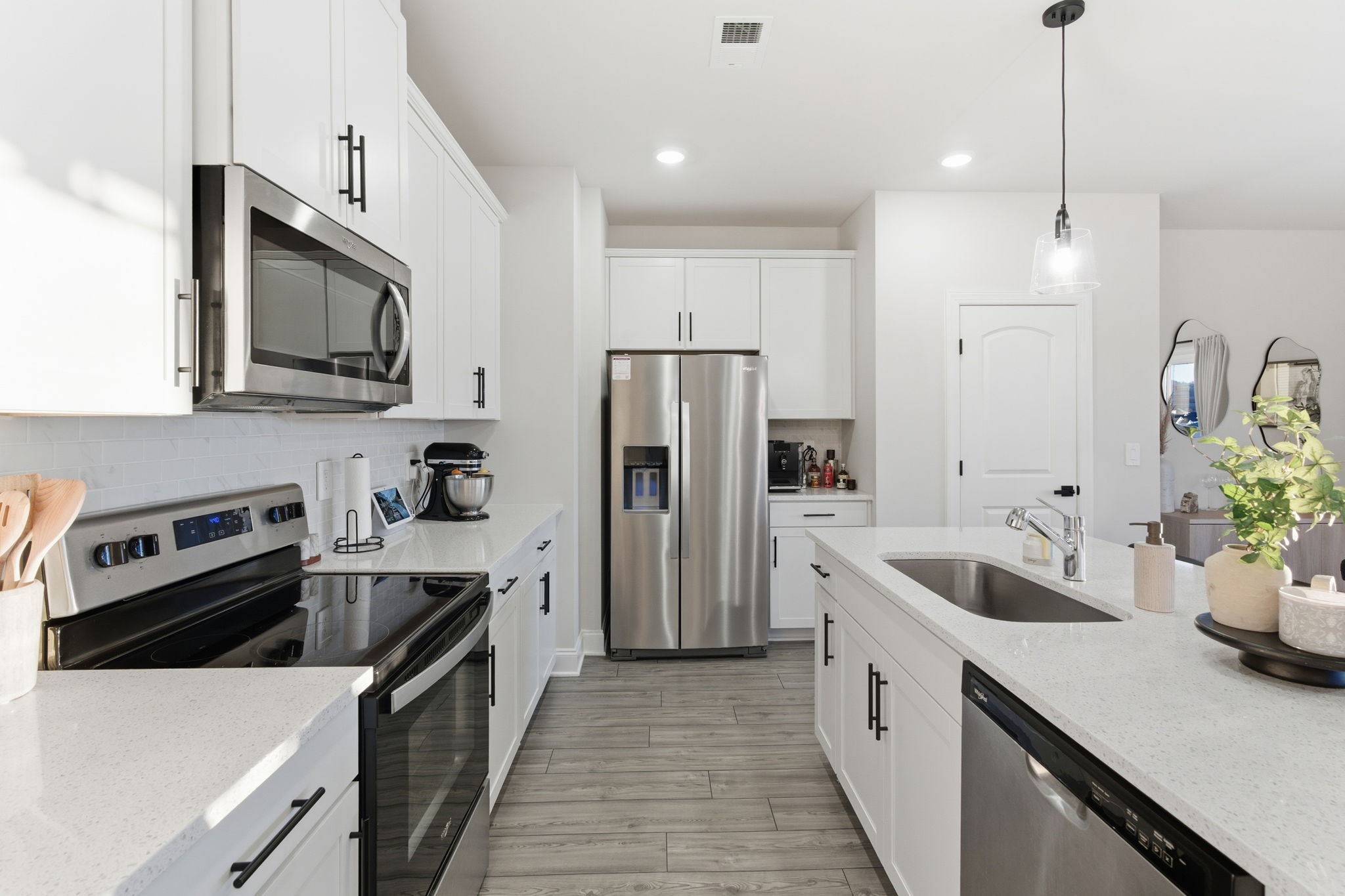 4432 Skyridge Dr