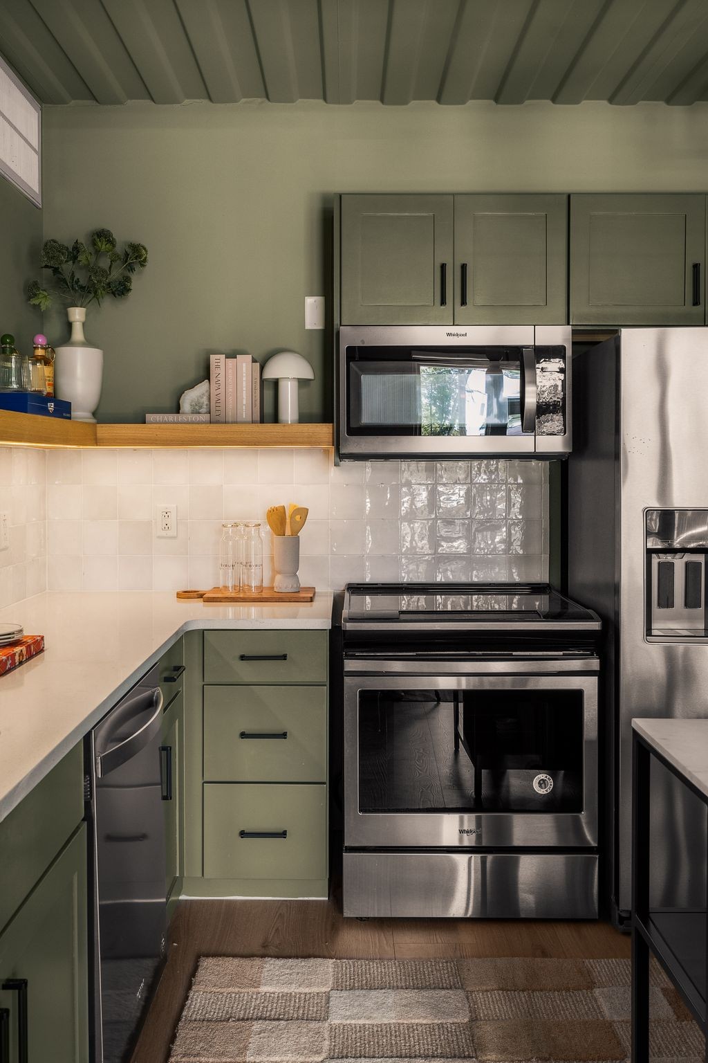 2126 Byrum Ave Unit: 2132