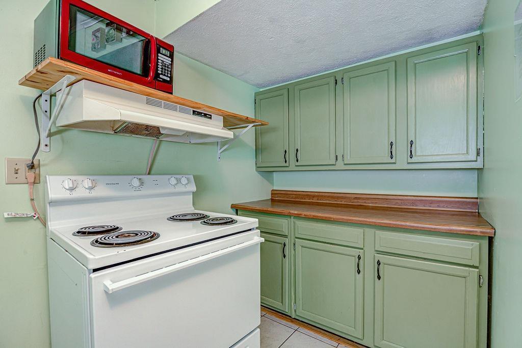 200 W Sycamore Street