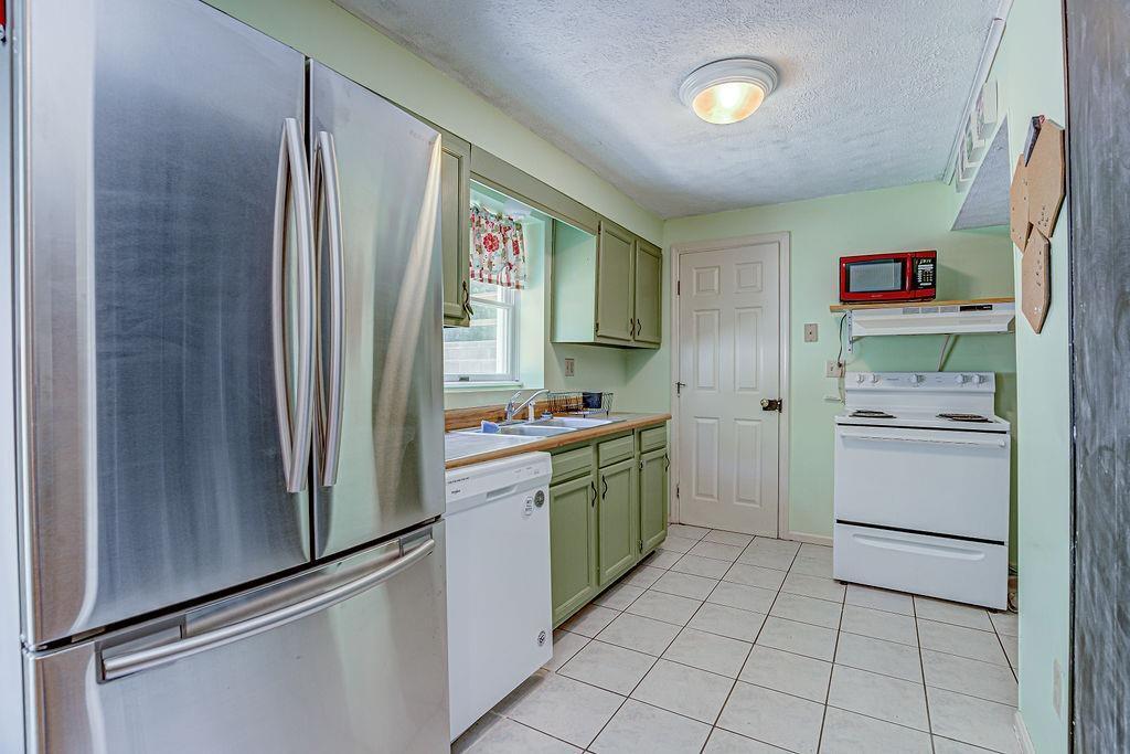 200 W Sycamore Street