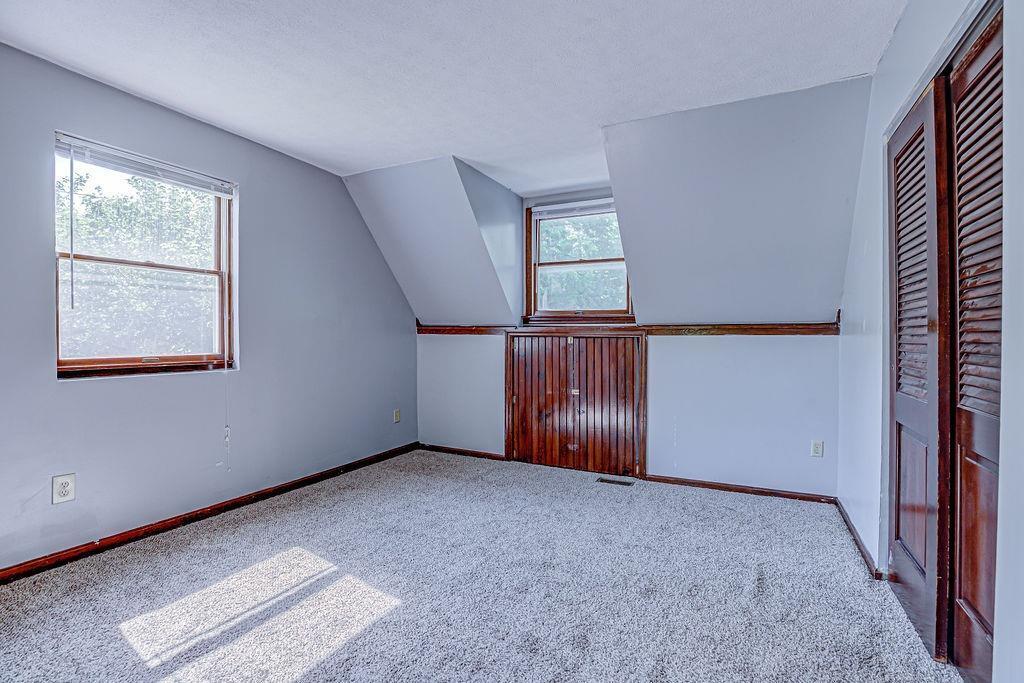 200 W Sycamore Street