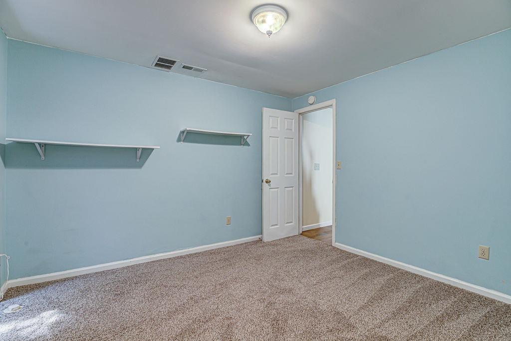 200 W Sycamore Street