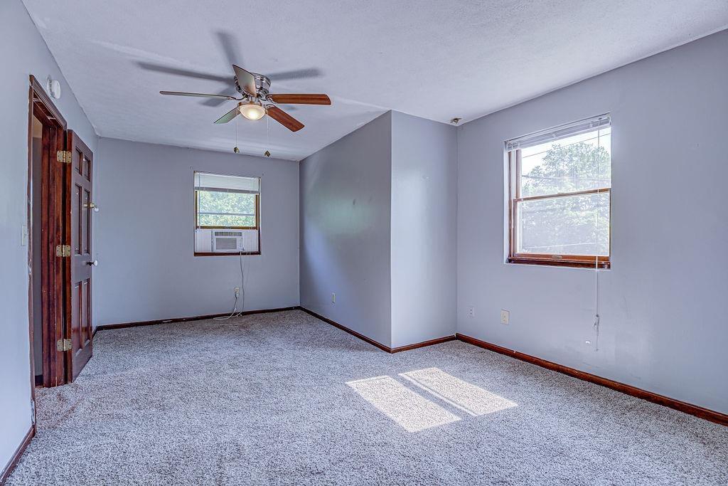 200 W Sycamore Street