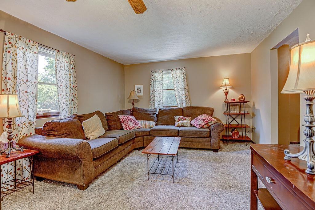 200 W Sycamore Street