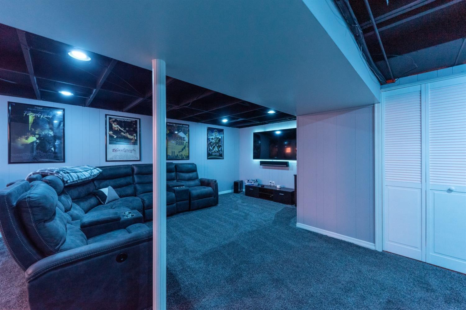 263 Clareknoll Court