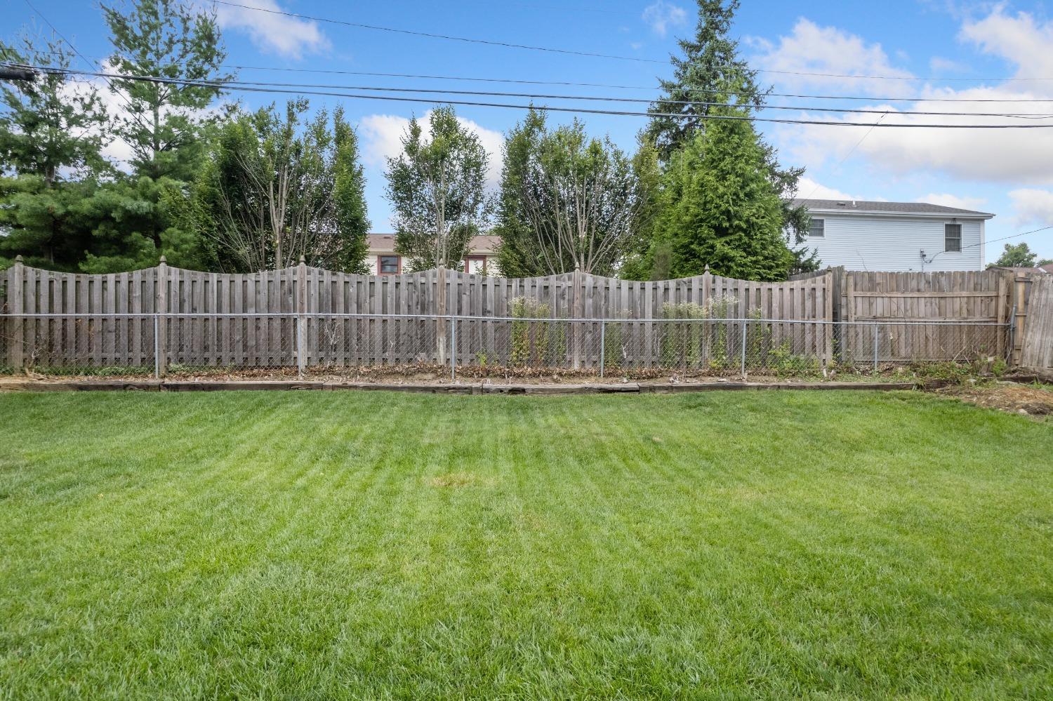 263 Clareknoll Court