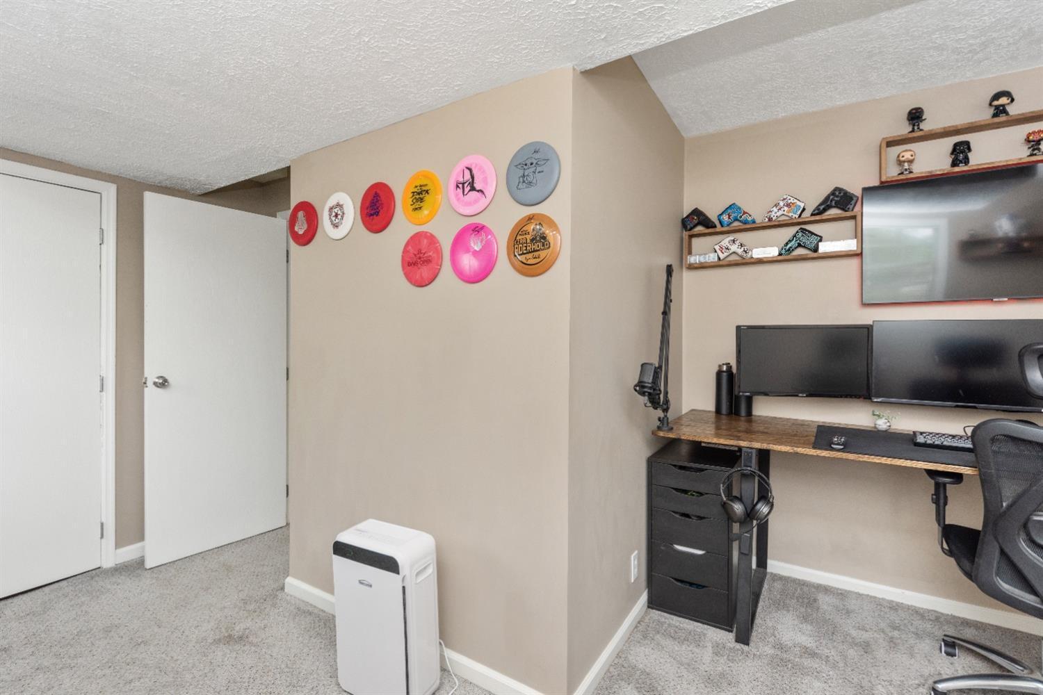 263 Clareknoll Court