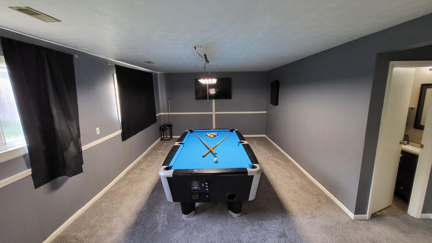 263 Clareknoll Court