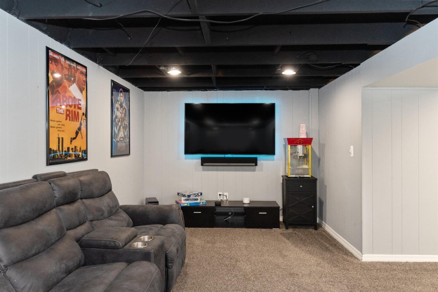 263 Clareknoll Court