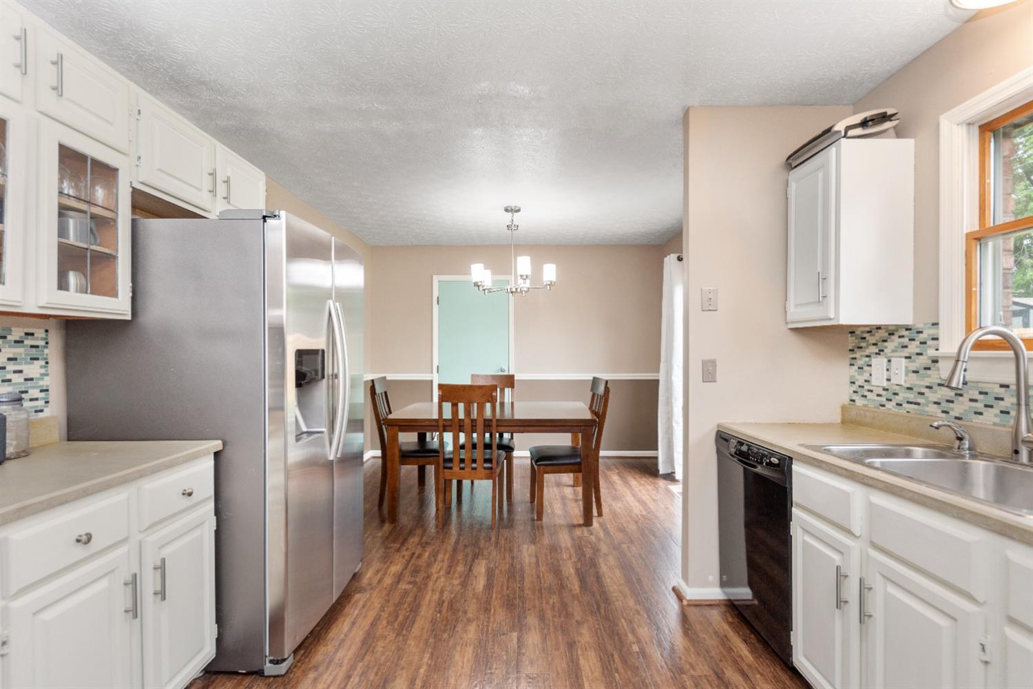 263 Clareknoll Court