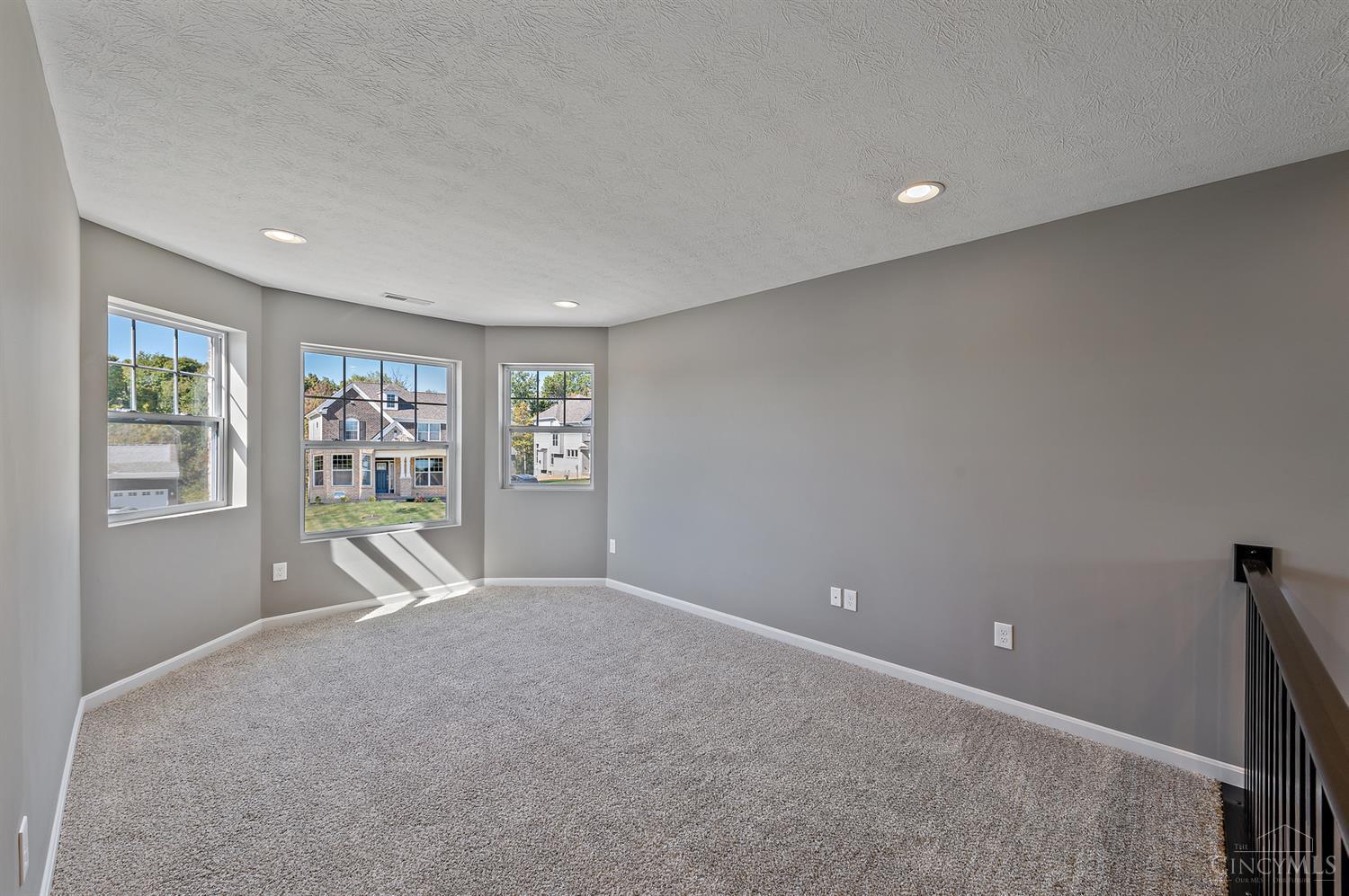 4975 Shadow Hawk Drive 41