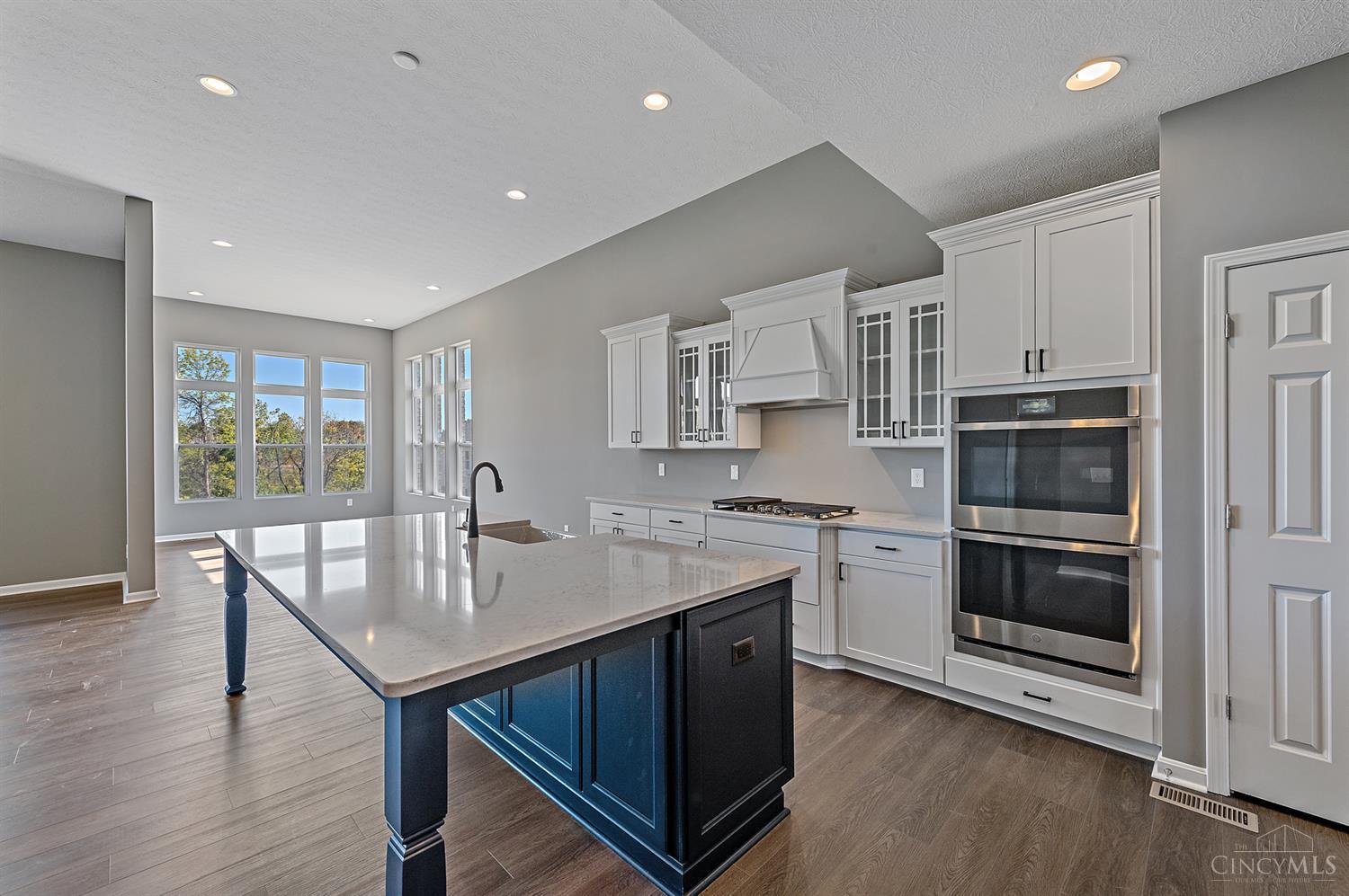 4975 Shadow Hawk Drive 41