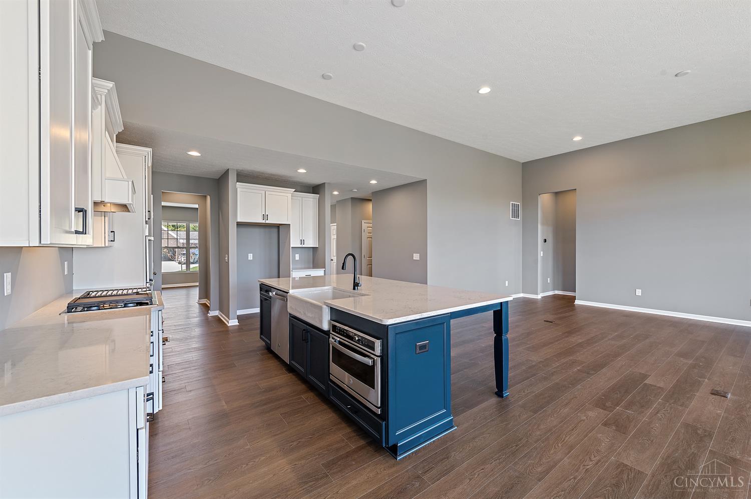 4975 Shadow Hawk Drive 41