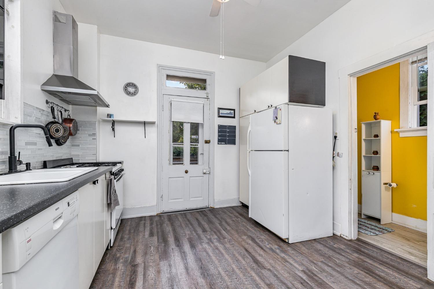 4148 Langland Street