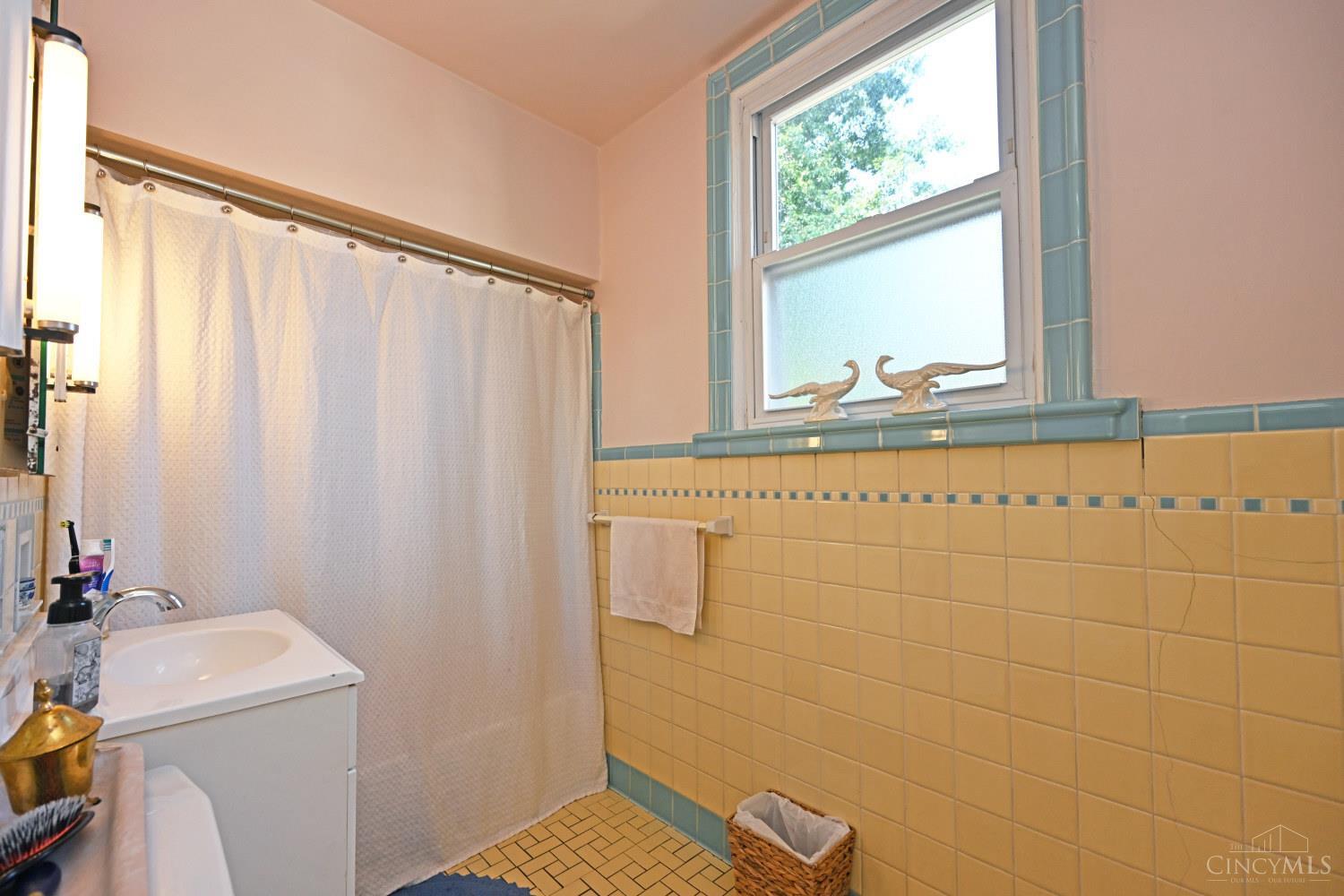 3531 St Martins Place