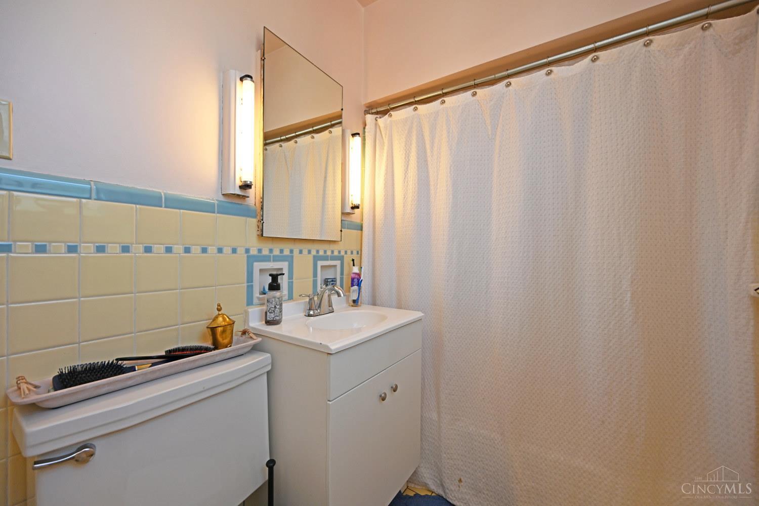 3531 St Martins Place