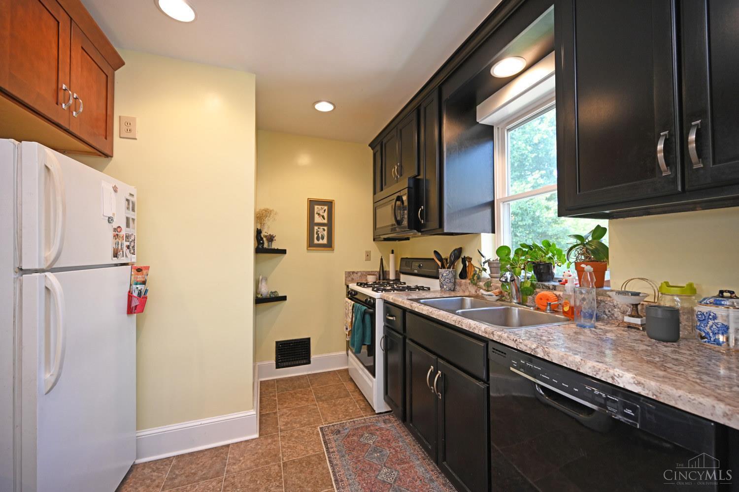 3531 St Martins Place