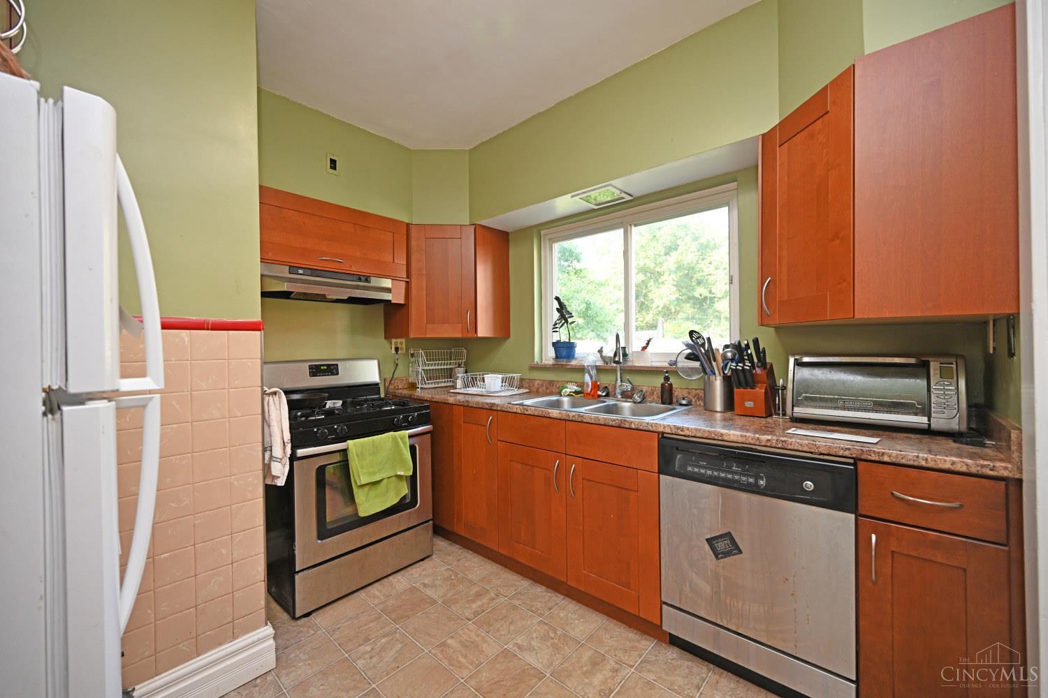 3531 St Martins Place