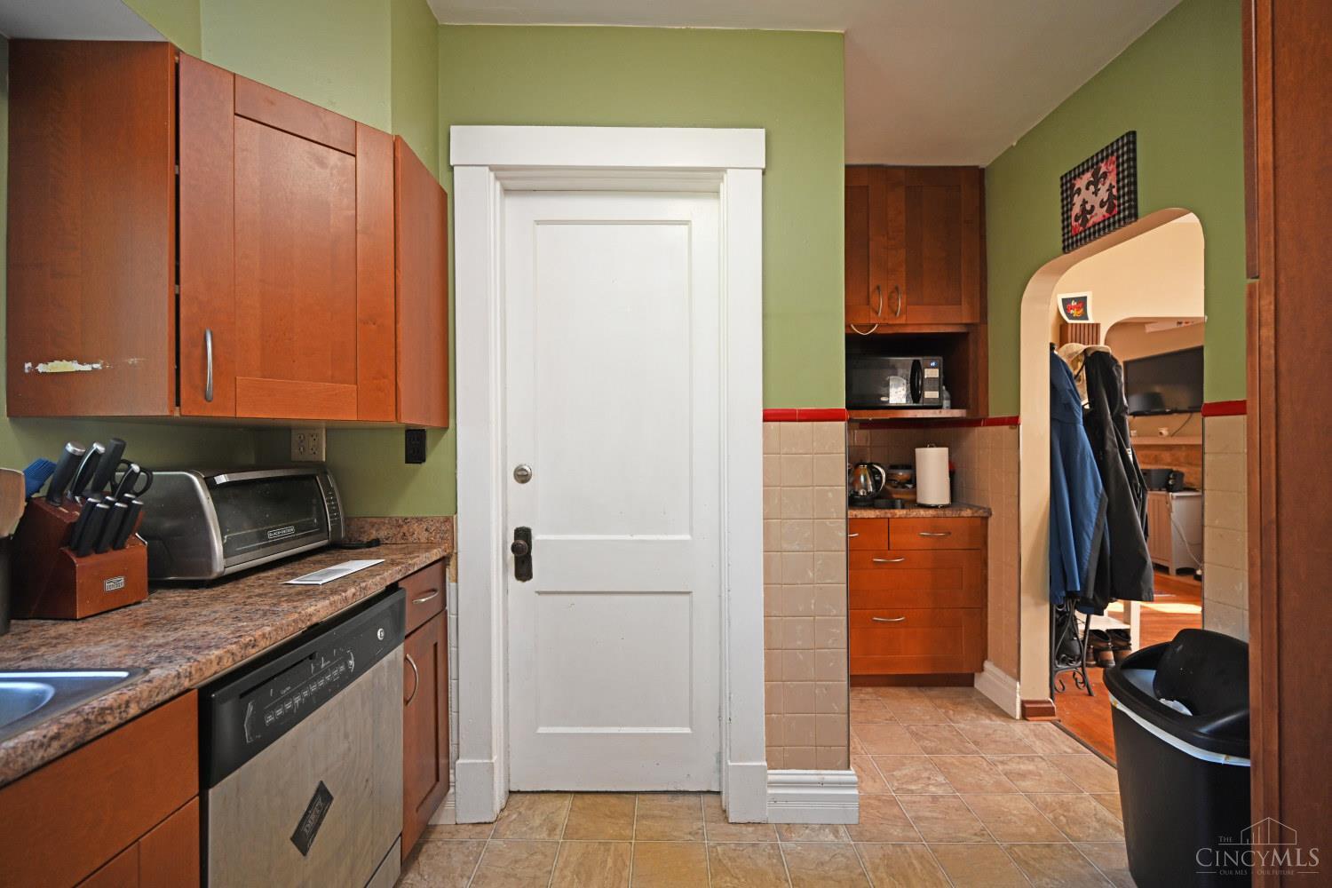 3531 St Martins Place