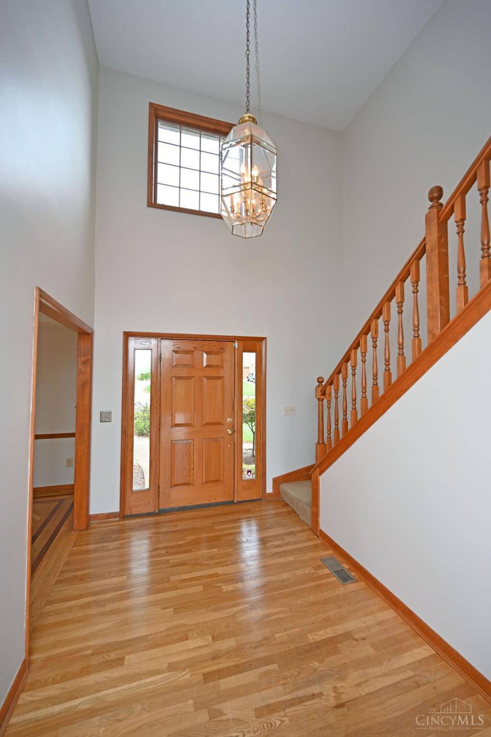 5941 Bridgeview Court