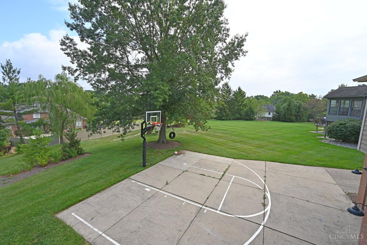5941 Bridgeview Court