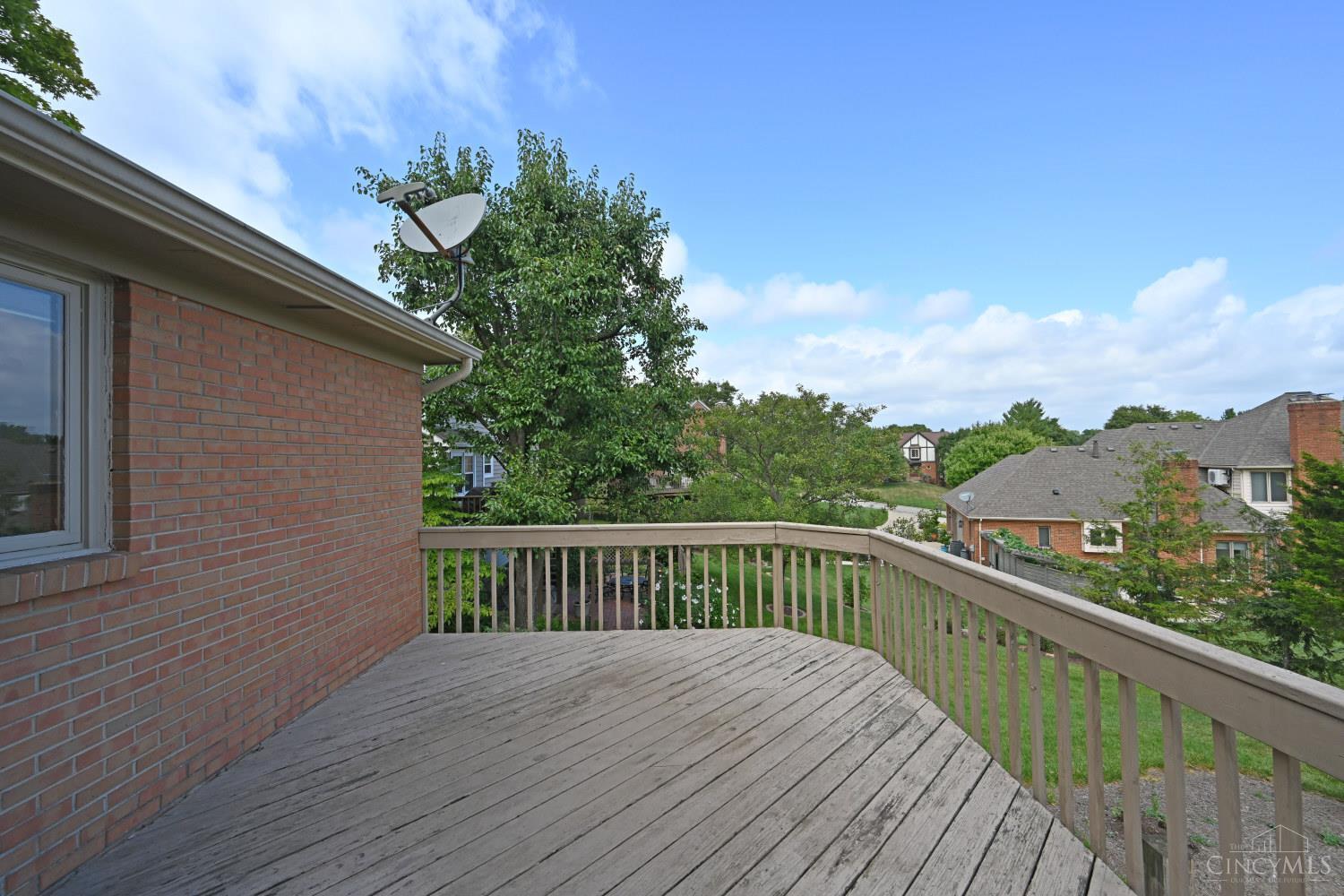 5941 Bridgeview Court