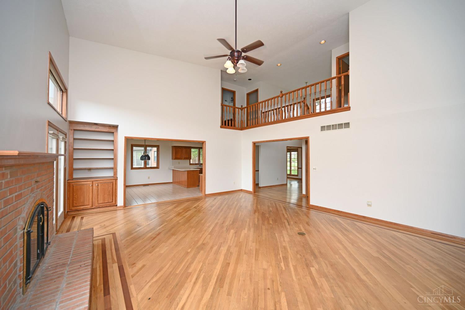 5941 Bridgeview Court