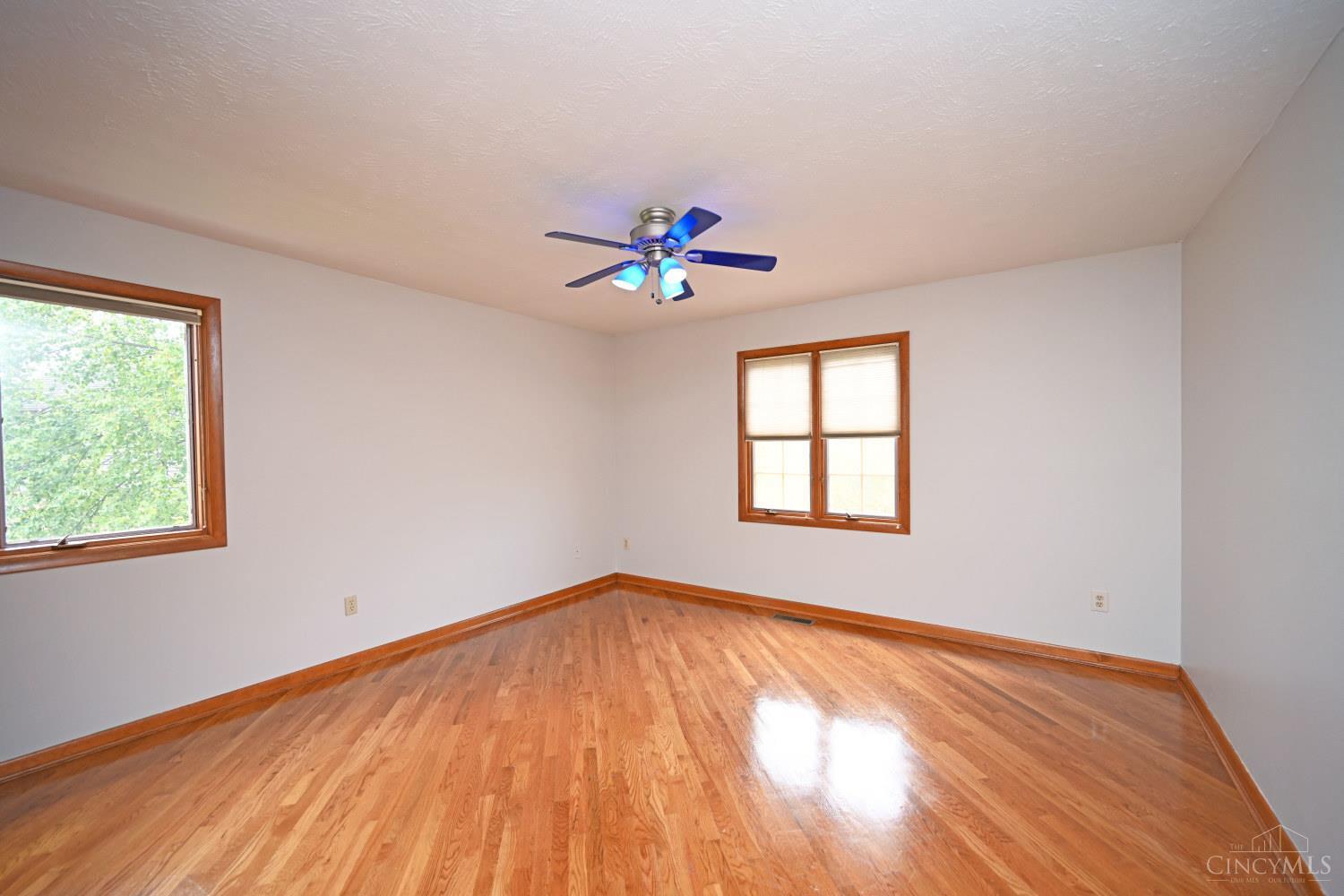 5941 Bridgeview Court
