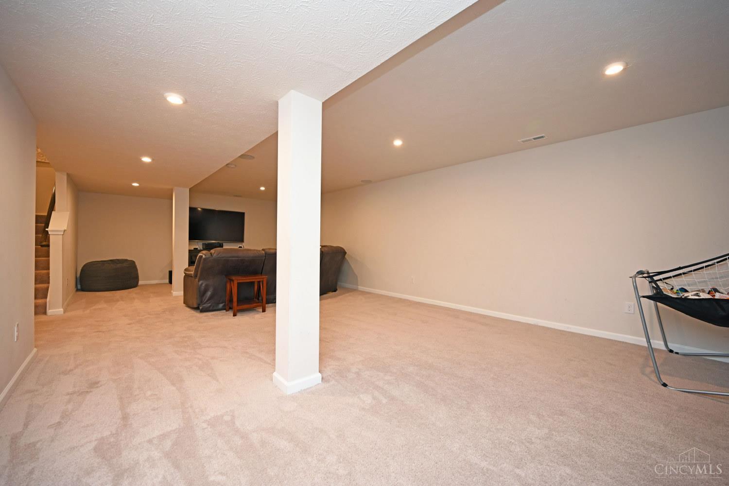 1231 Springfield Drive