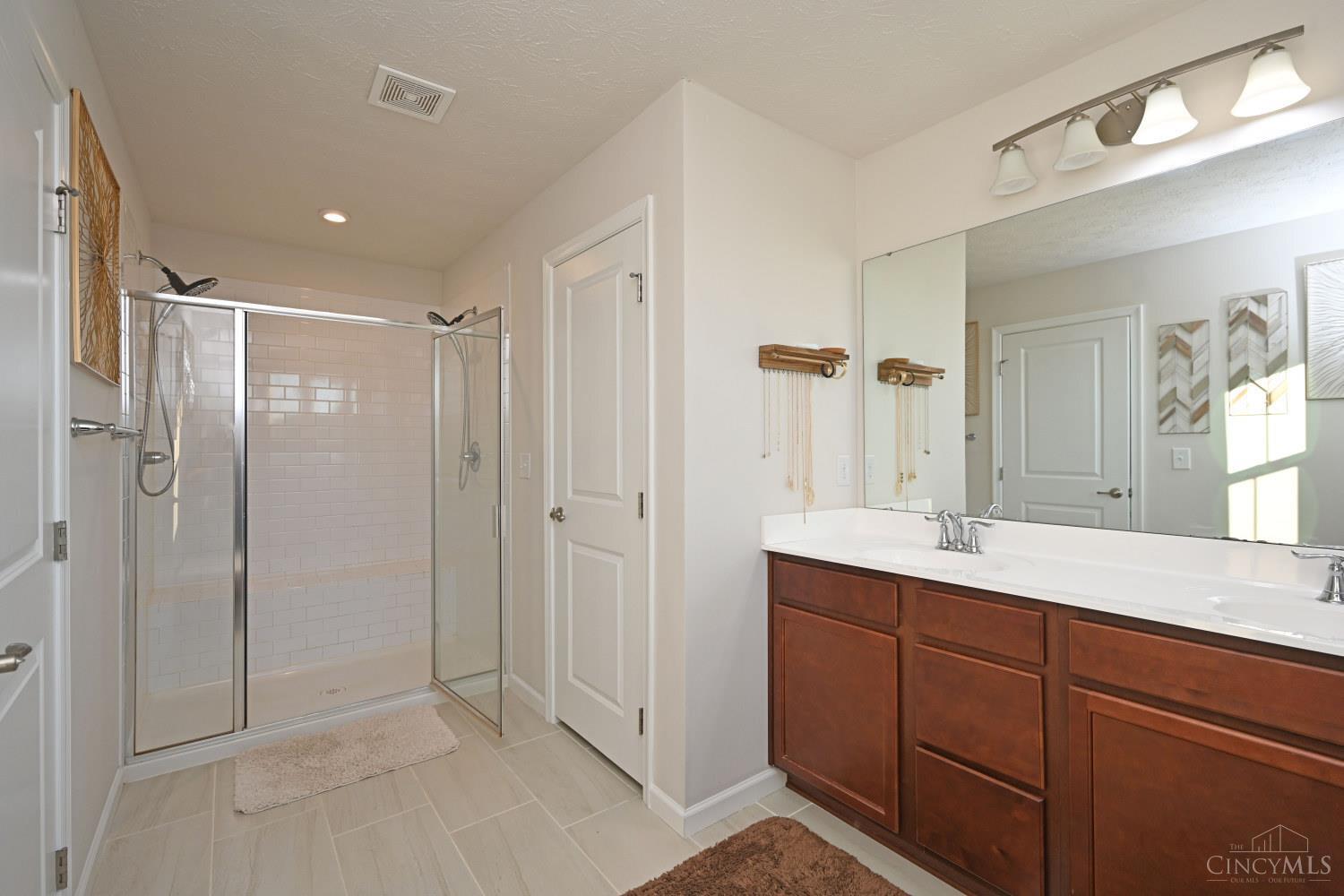 1231 Springfield Drive