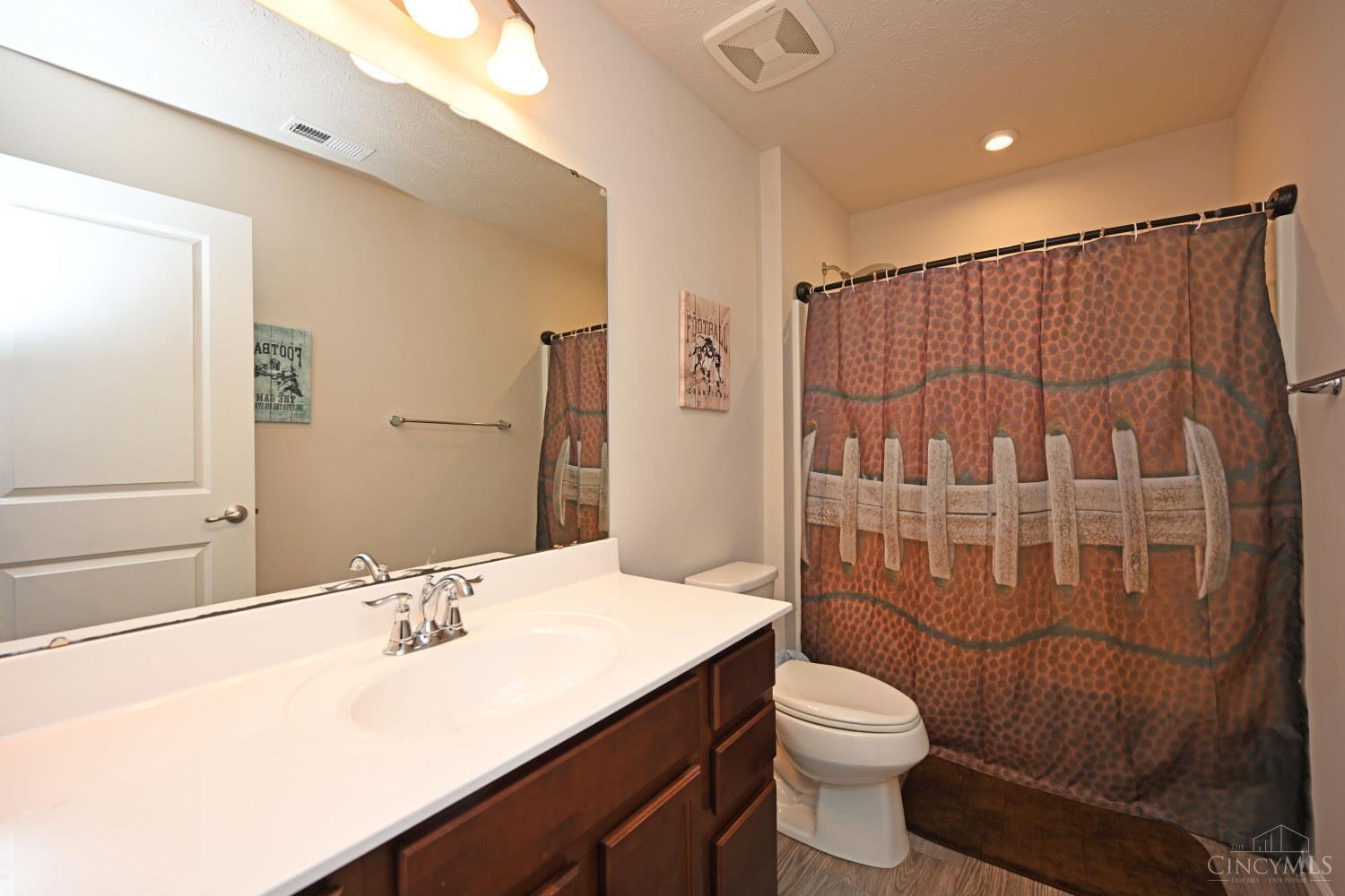 1231 Springfield Drive