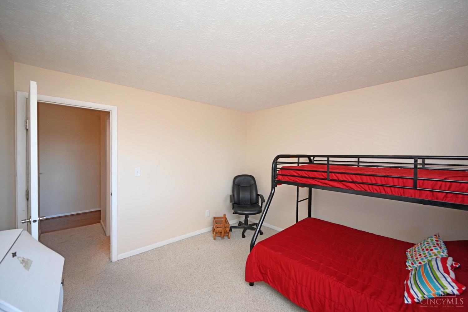 8839 Eagleview Drive 9