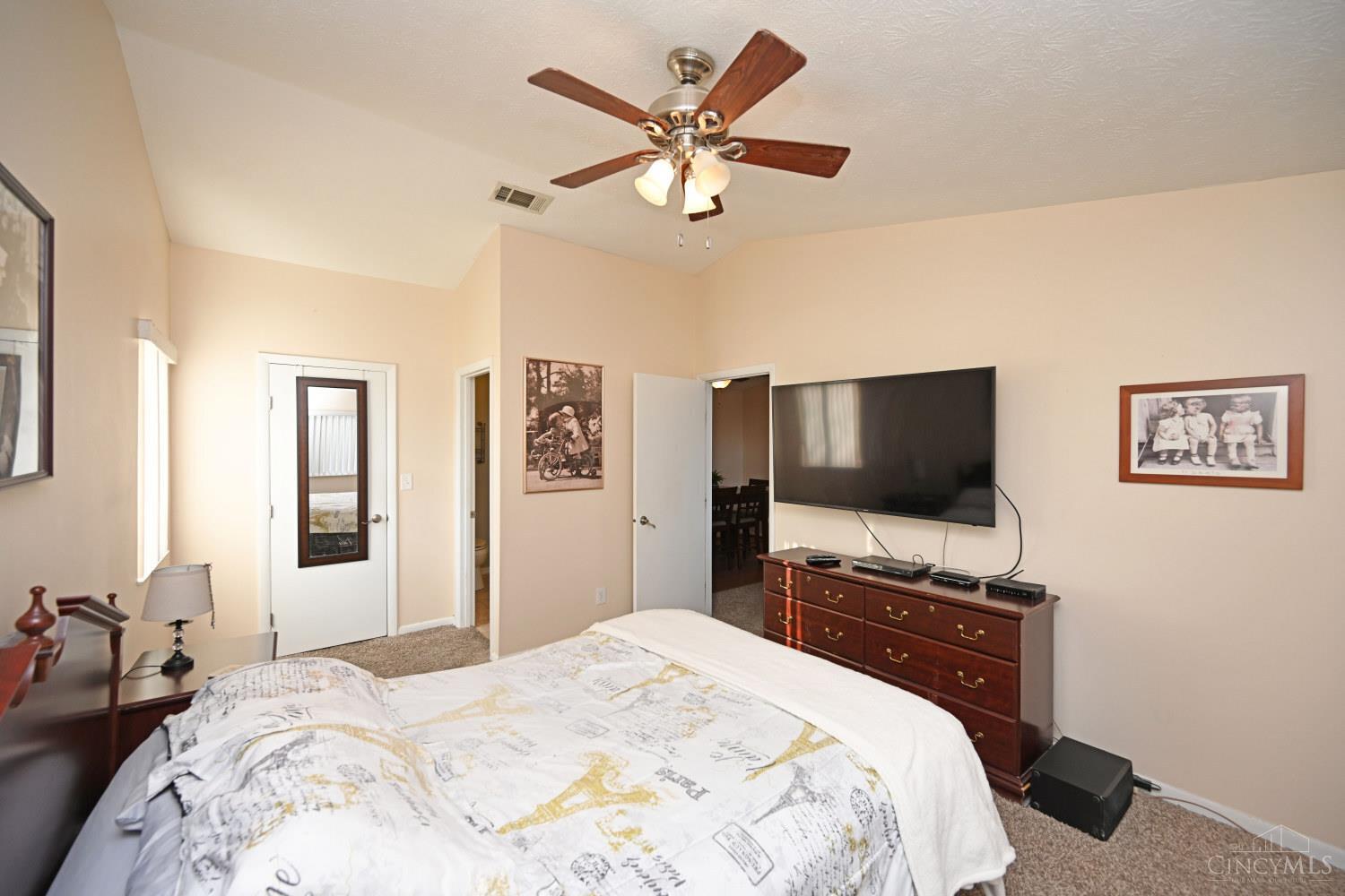 8839 Eagleview Drive 9