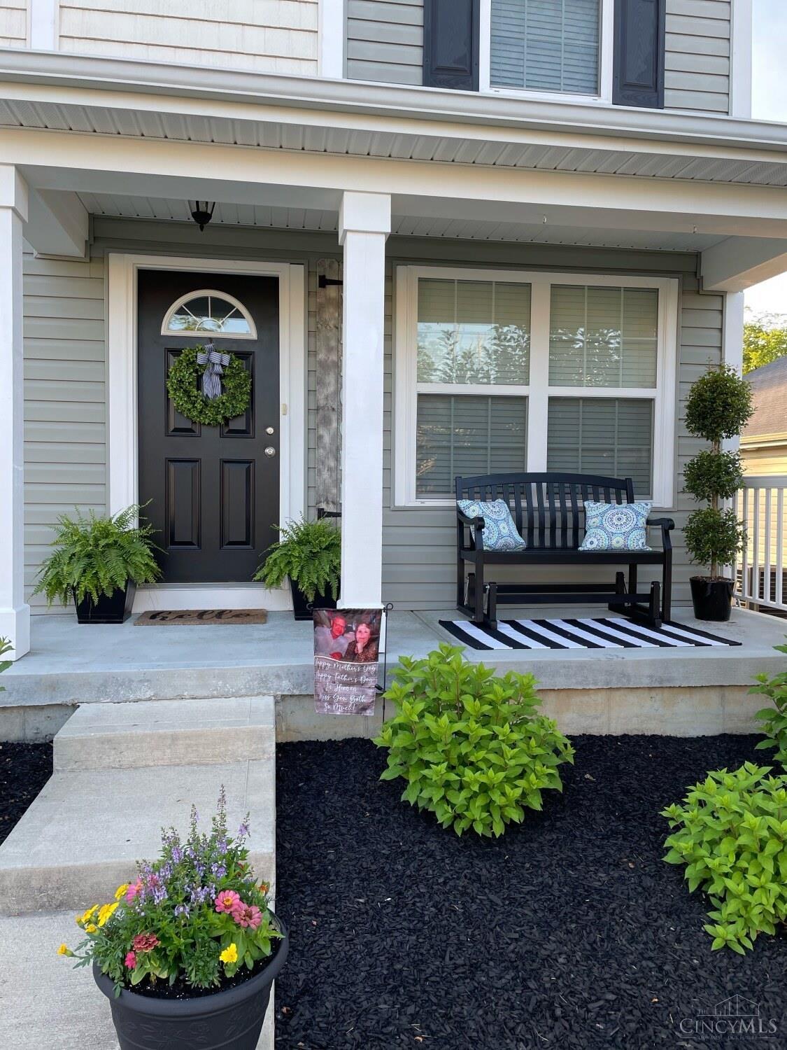 8845 Bluejay View Drive