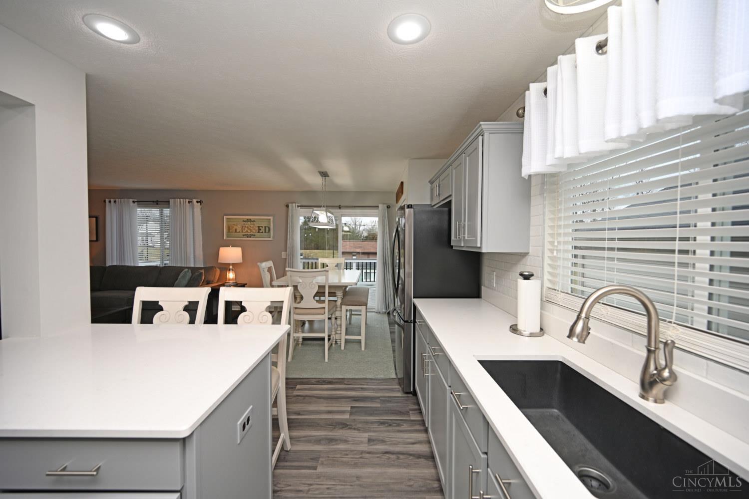 8845 Bluejay View Drive