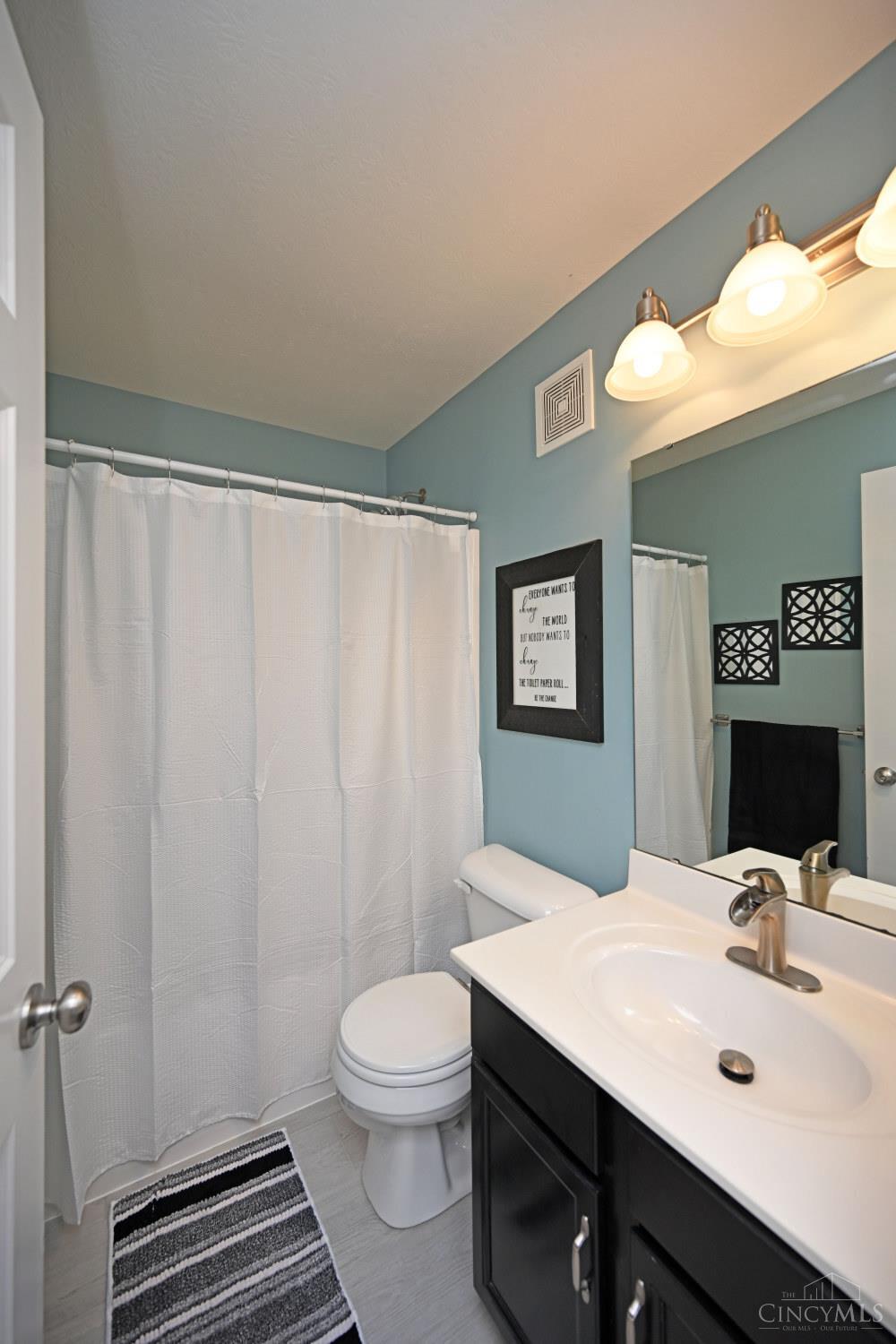 8845 Bluejay View Drive