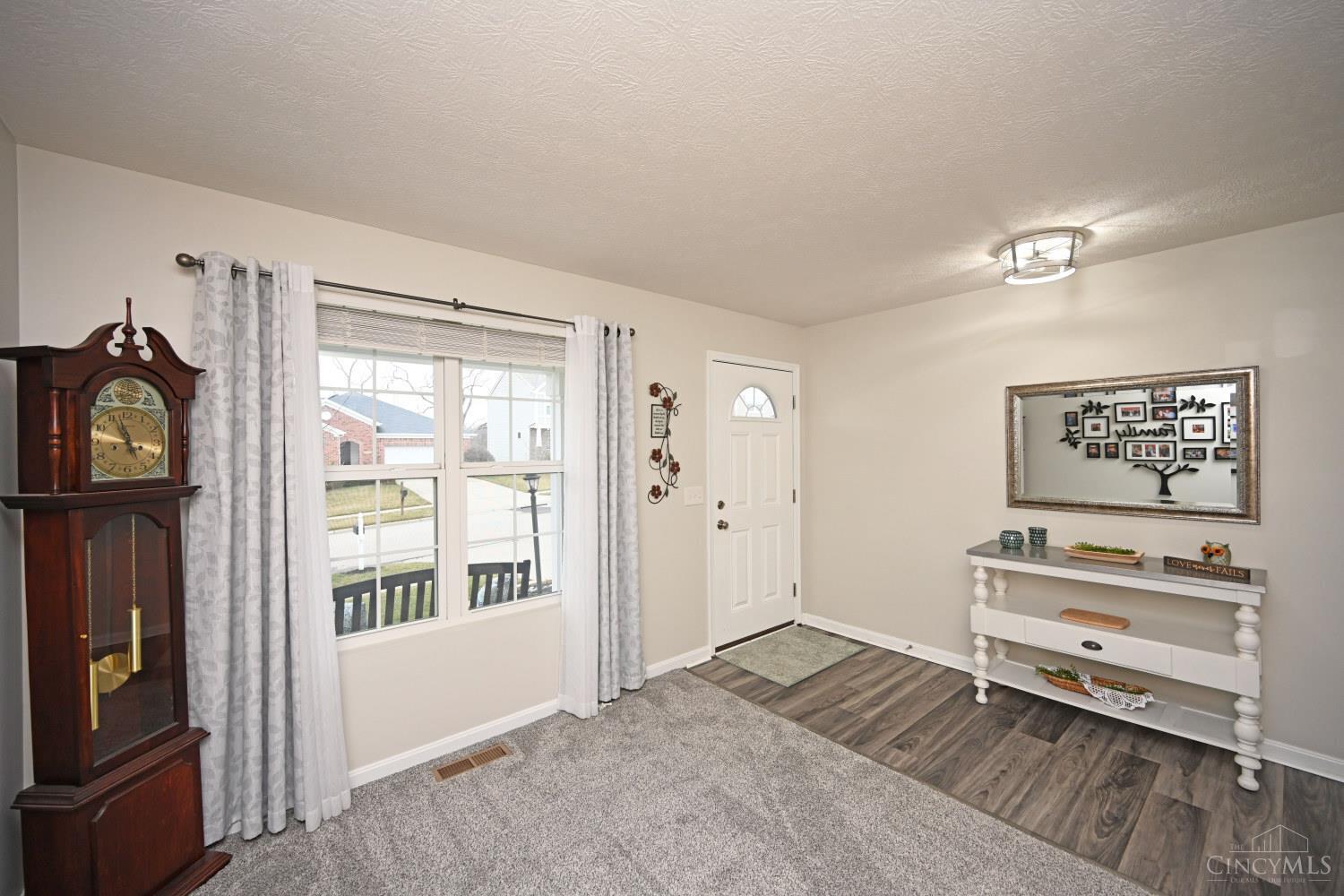 8845 Bluejay View Drive