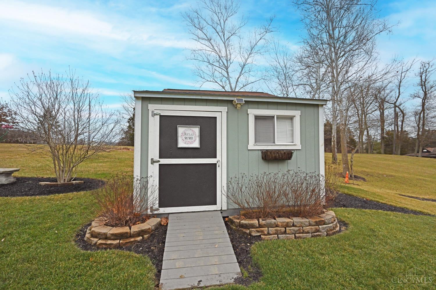 8845 Bluejay View Drive