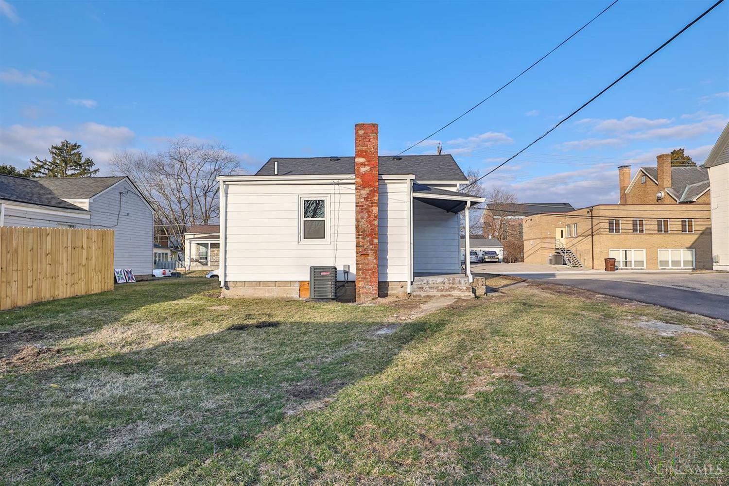 212 S Sycamore Street