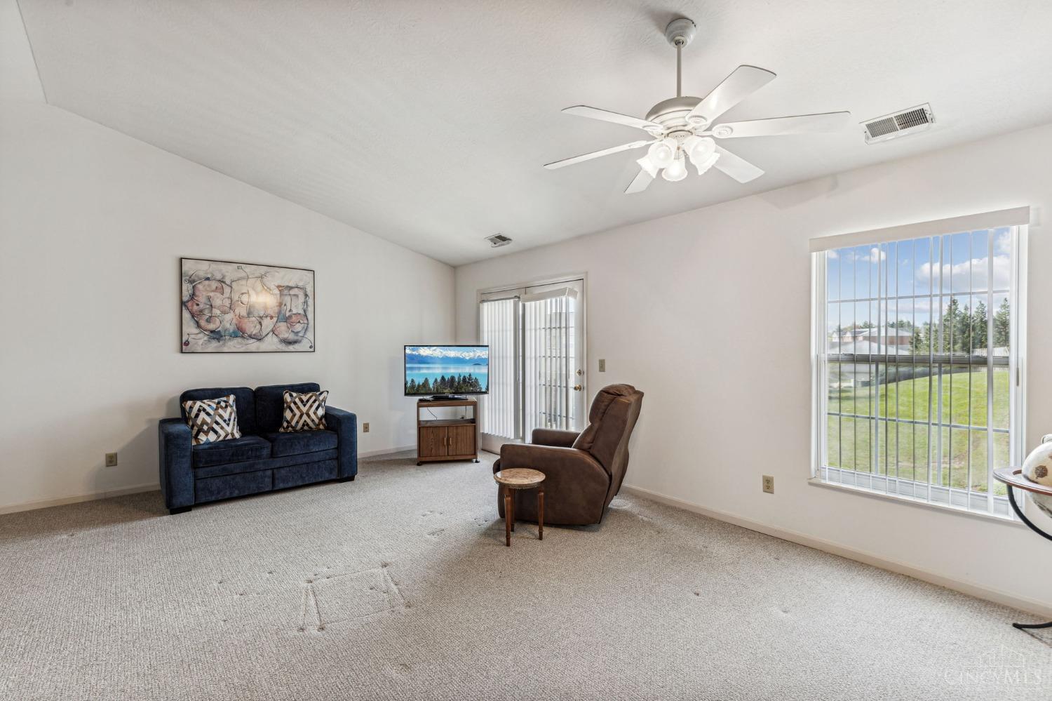 3300 Emerald Lakes Drive 3